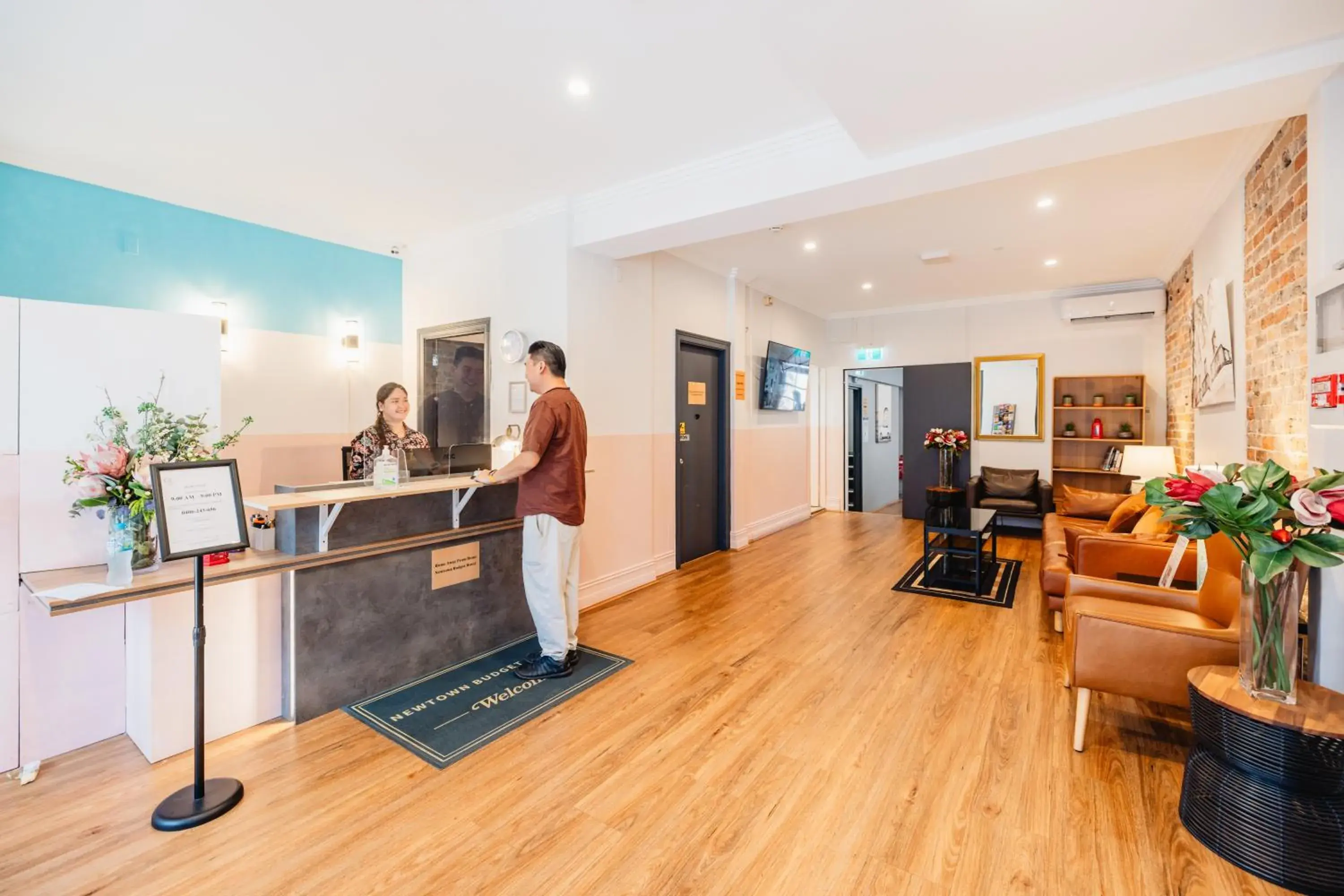 Lobby or reception in Newtown Cozy Stays Lobby or reception in Newtown Cozy Stays