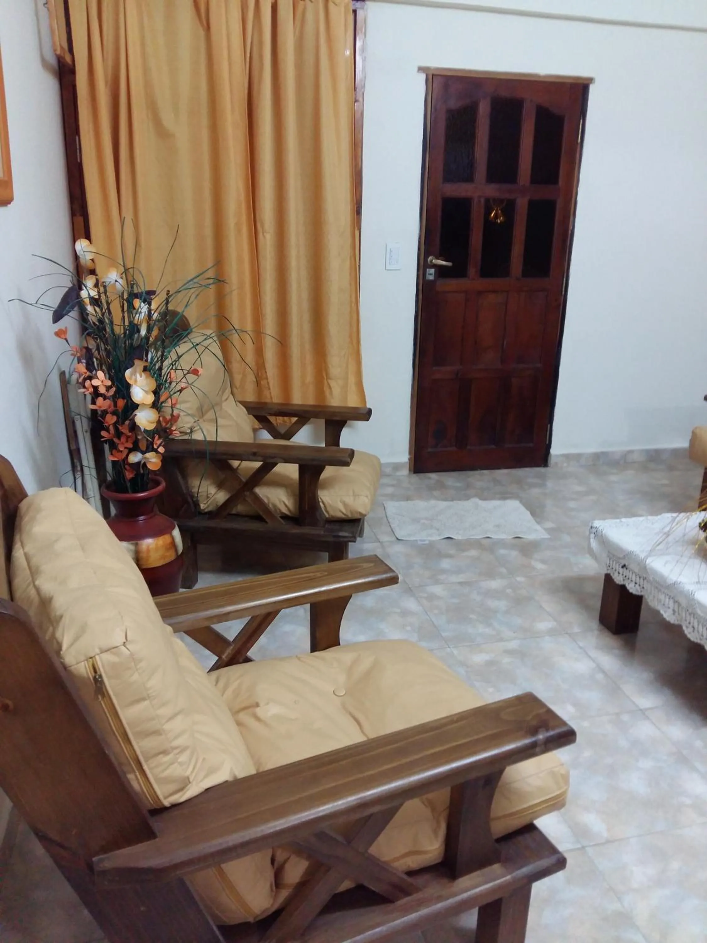 "Mi Casa"