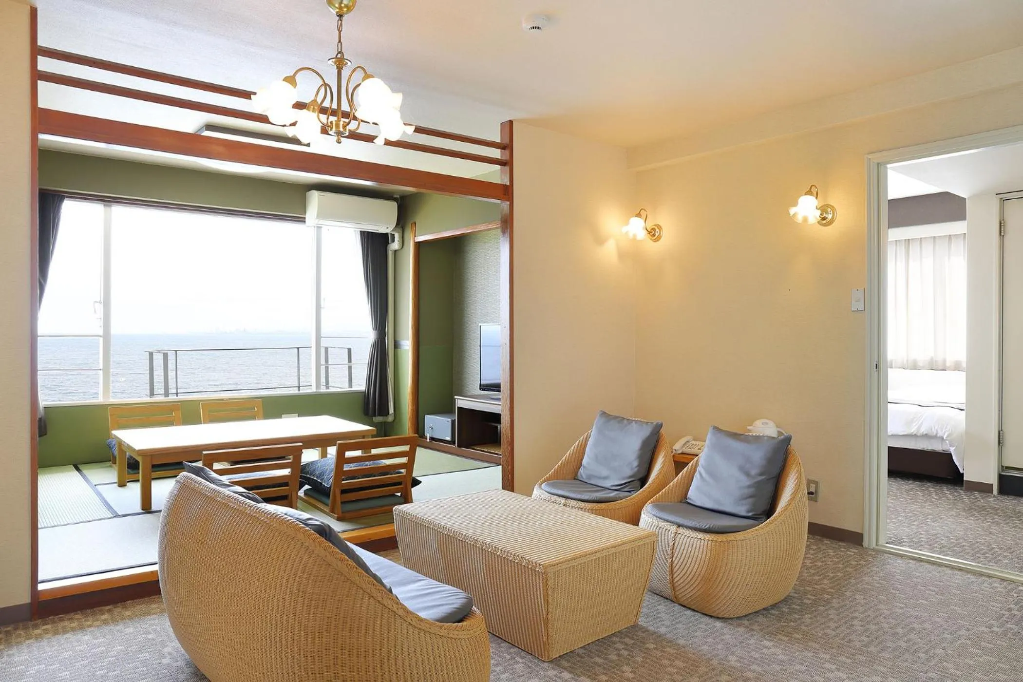 Photo of the whole room in Ooedo Onsen Monogatari Beppu Seifu