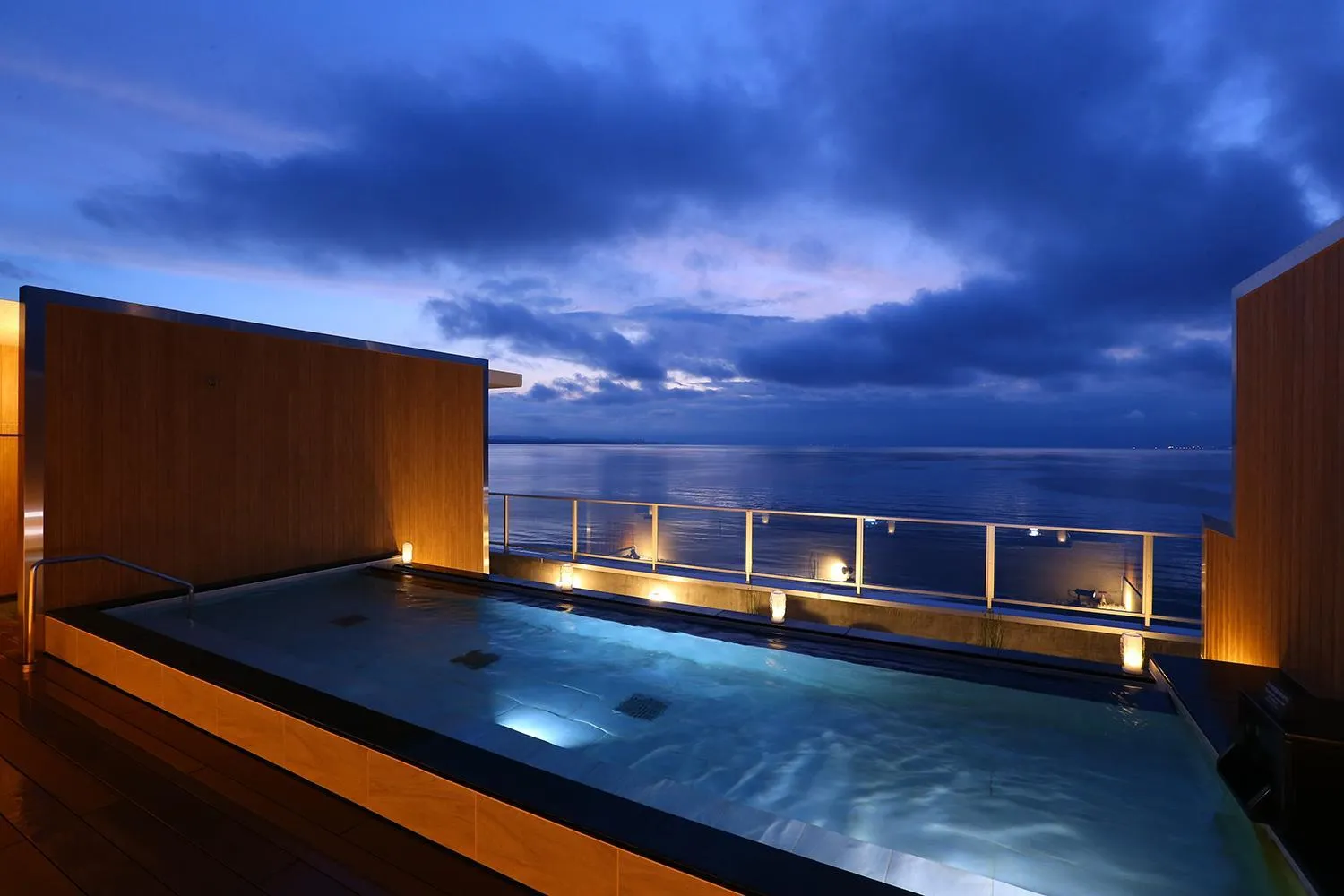 Open Air Bath in Ooedo Onsen Monogatari Beppu Seifu