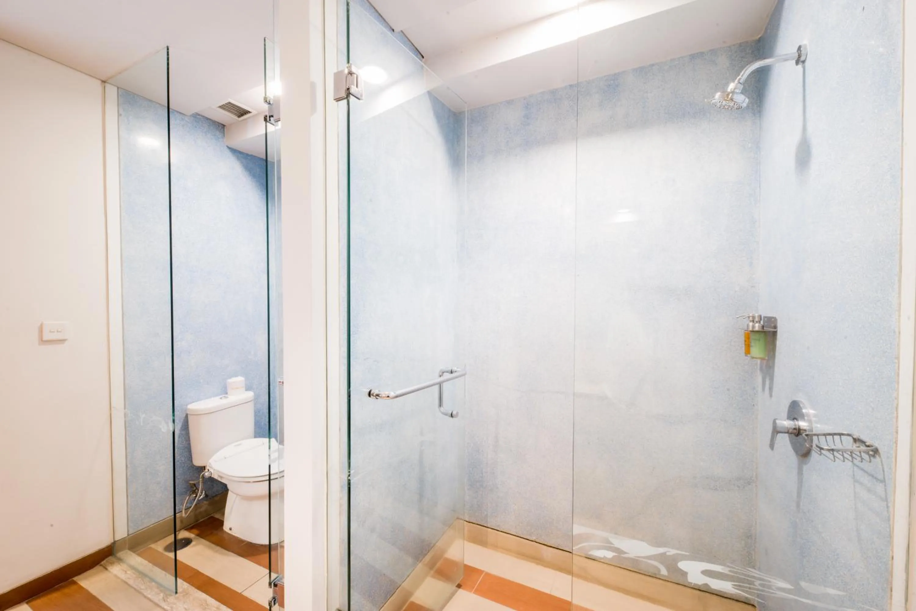 Shower in The ONE Legian