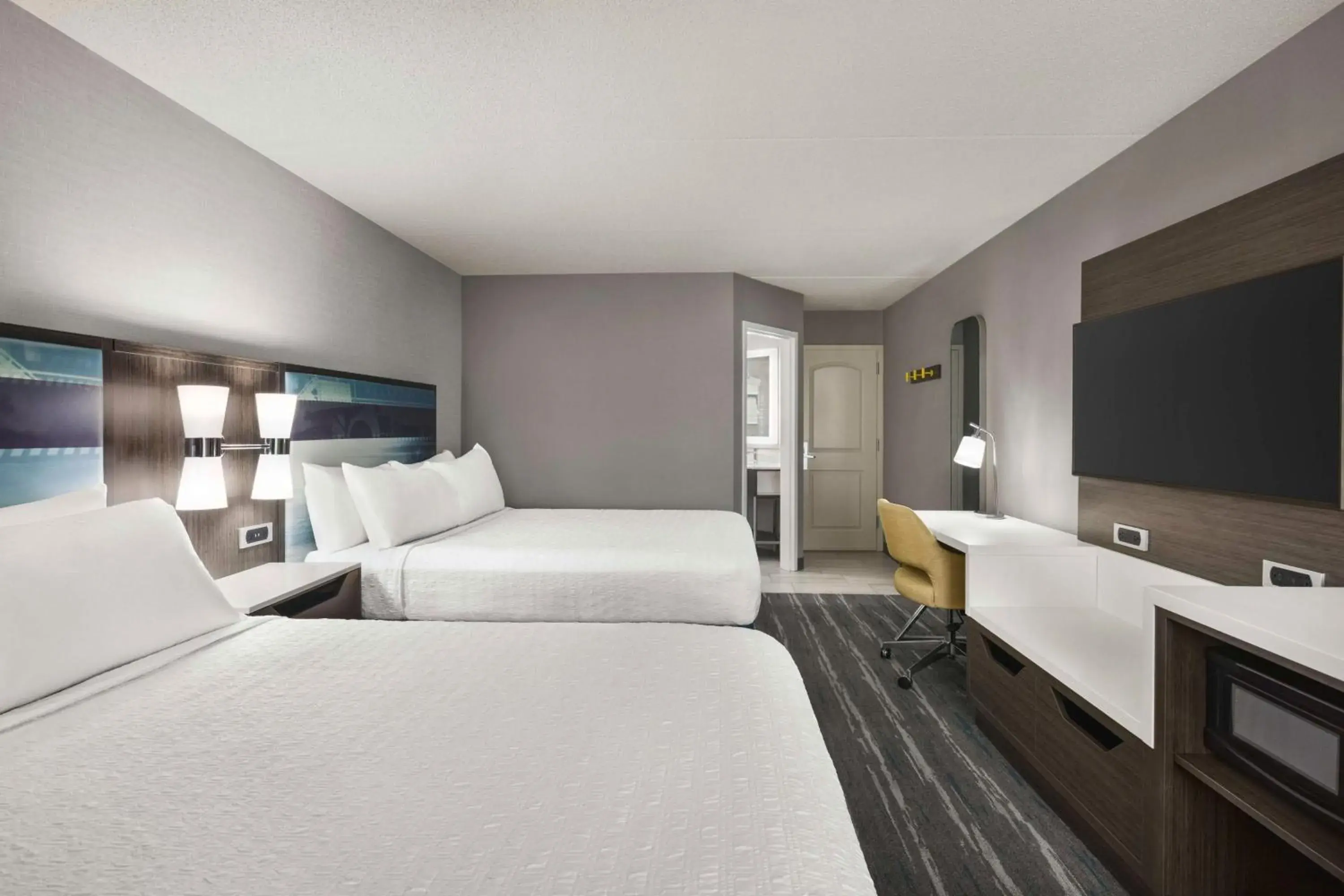 Double Room with Two Double Beds - Hearing Accessible in Hampton Inn Chicago-O'Hare International Airport Double Room with Two Double Beds - Hearing Accessible in Hampton Inn Chicago-O'Hare International Airport