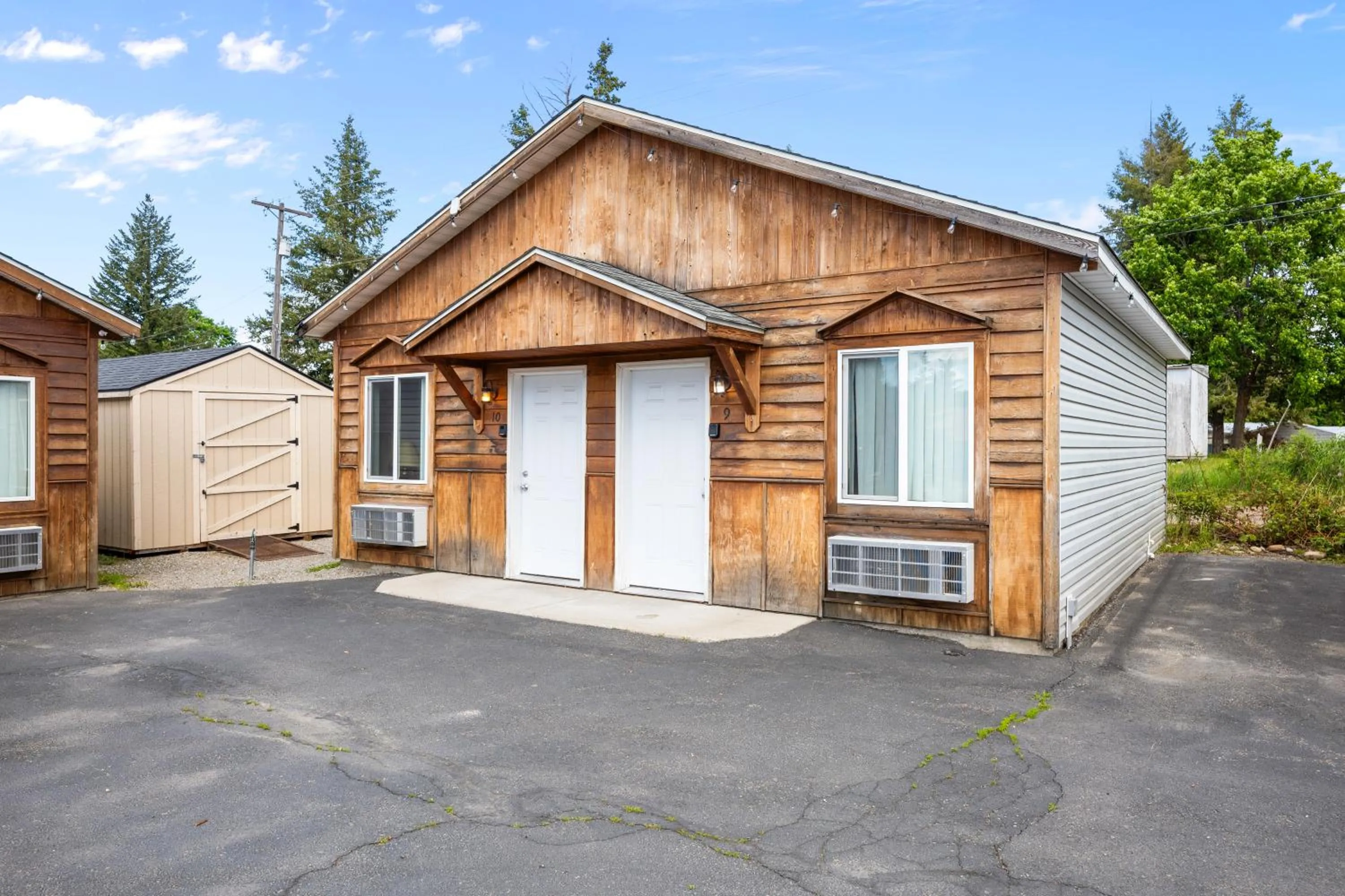 Property building in Moose Inn