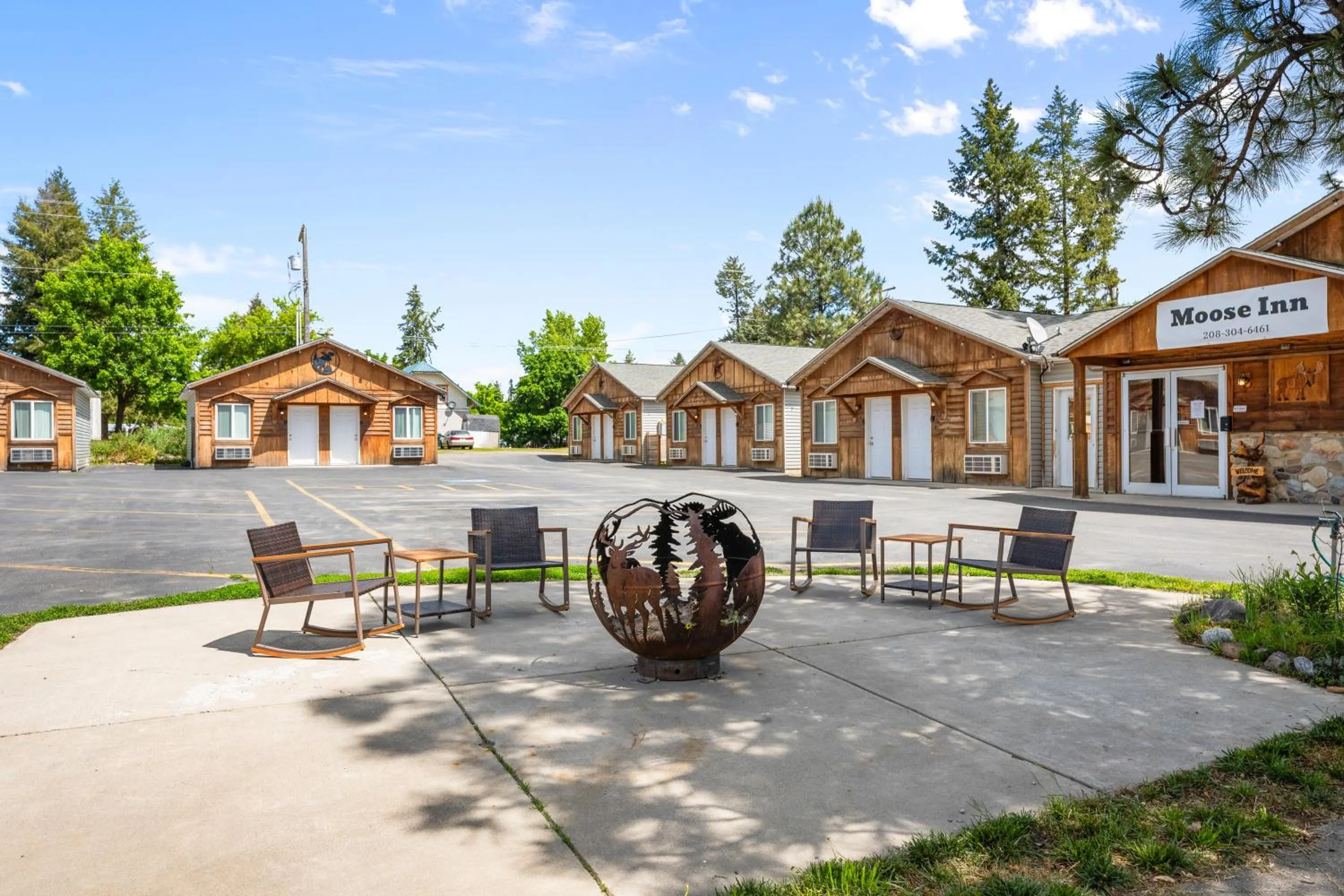 Property building in Moose Inn