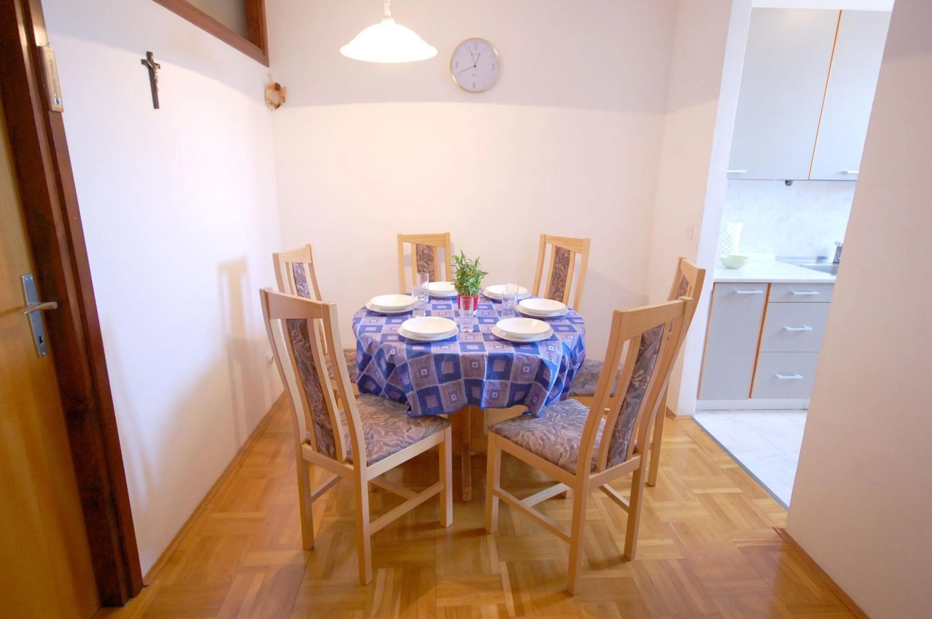 Mezlar Apartment by El-pi Tours