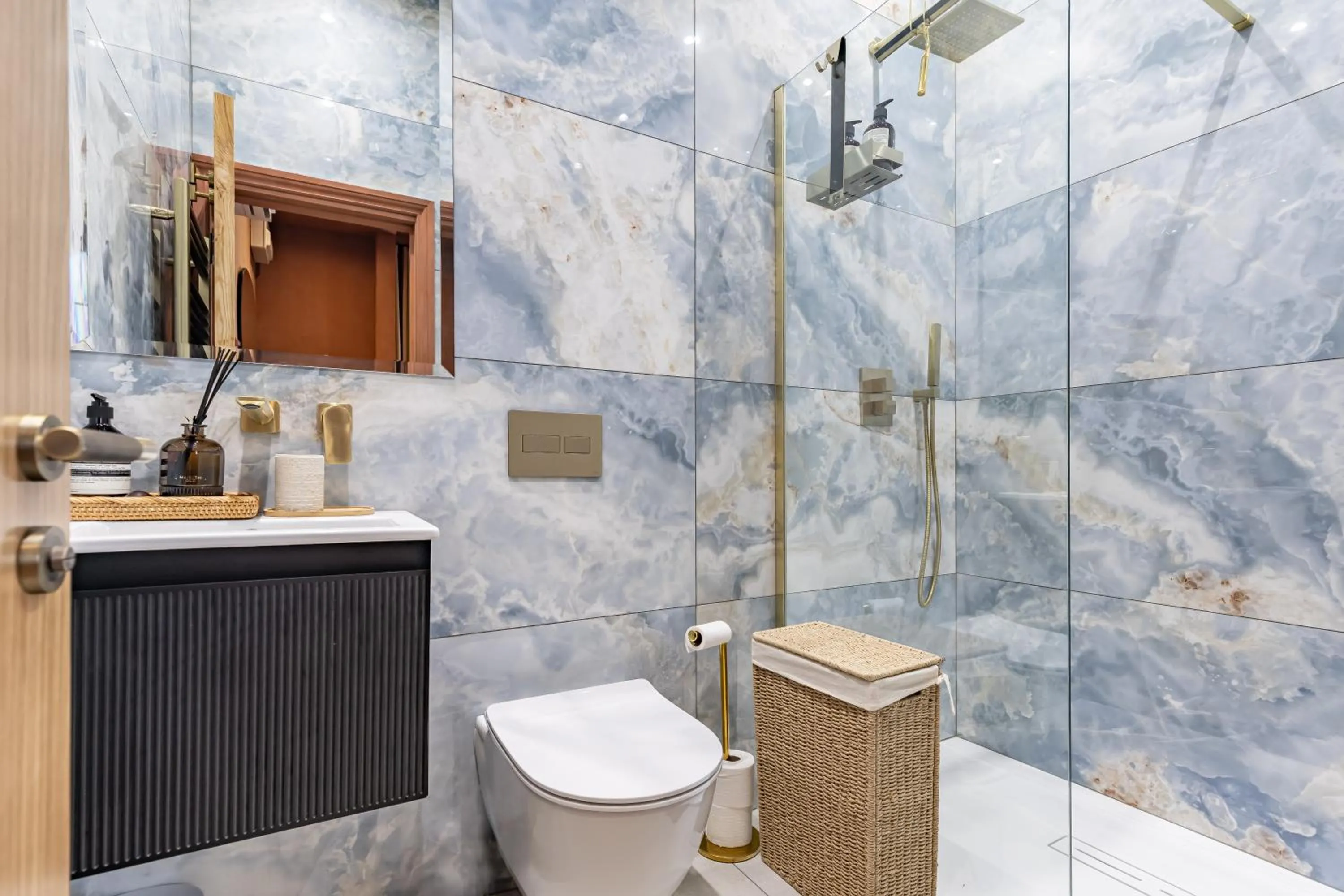 Maison Rokxy - Luxe Apartments