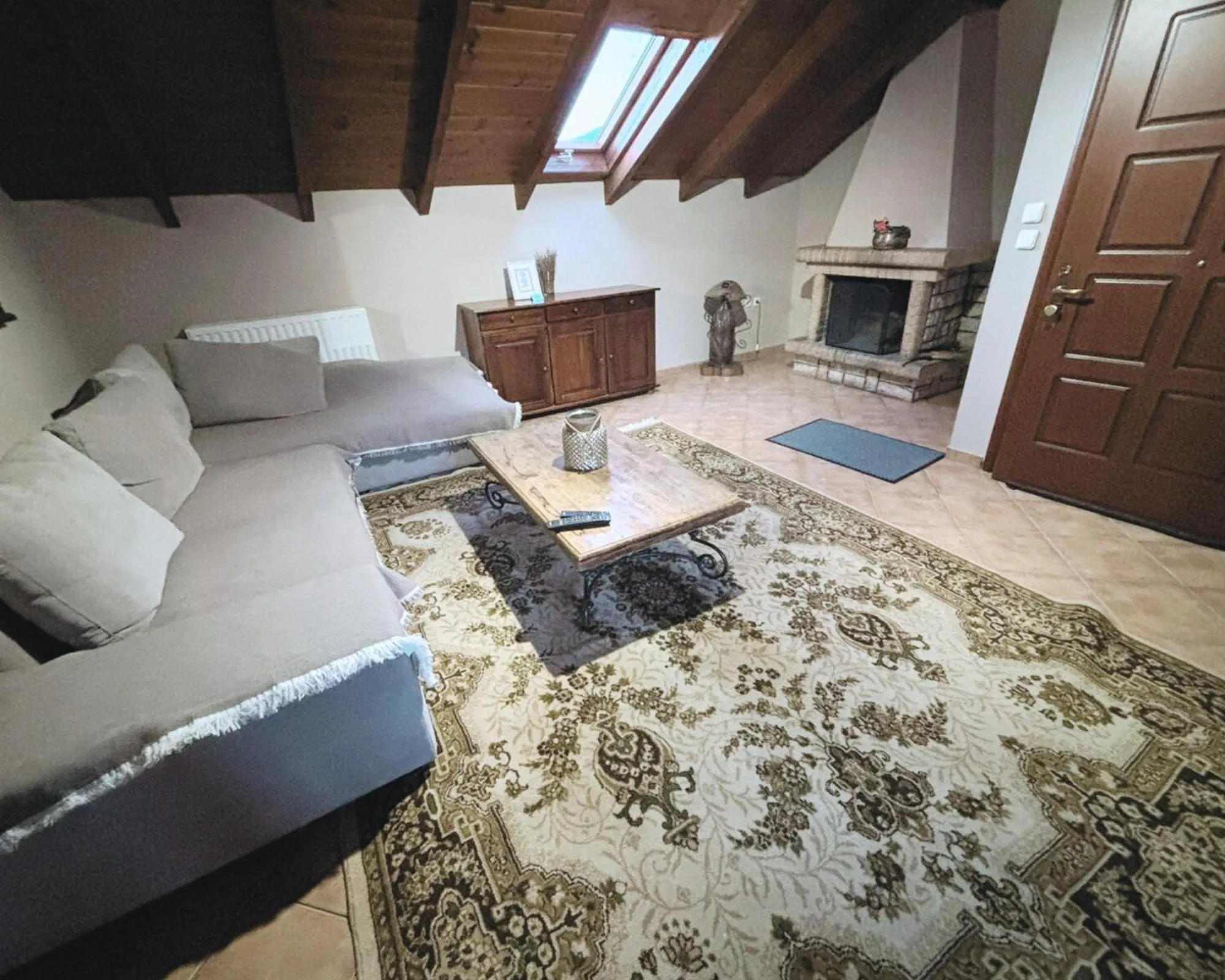 Living room in Tzovolos Apartments