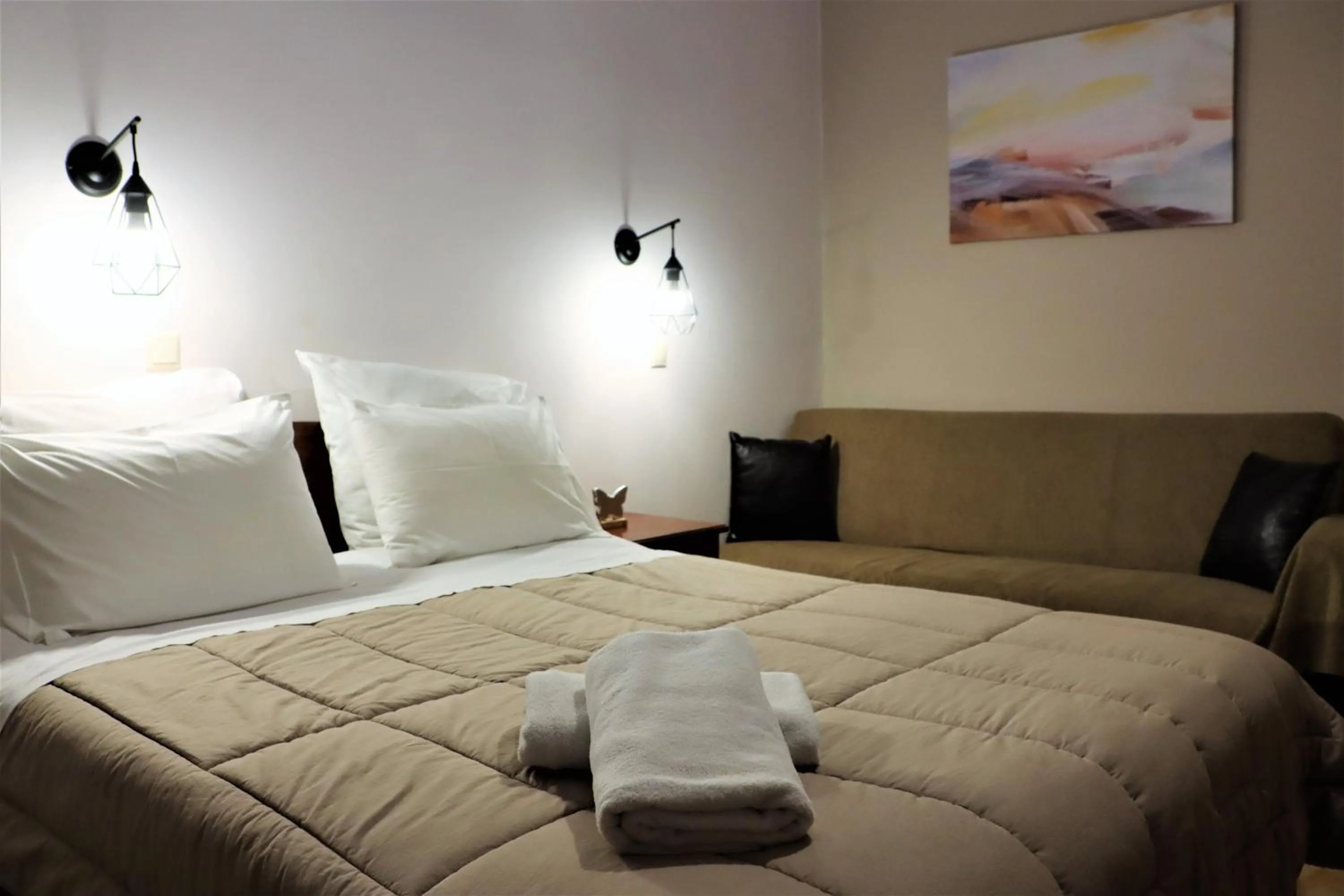 Bedroom, Bed in Tzovolos Apartments