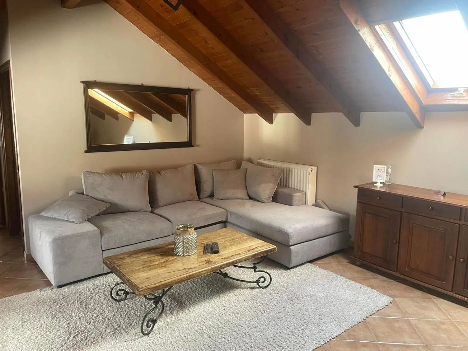 Seating area in Tzovolos Apartments