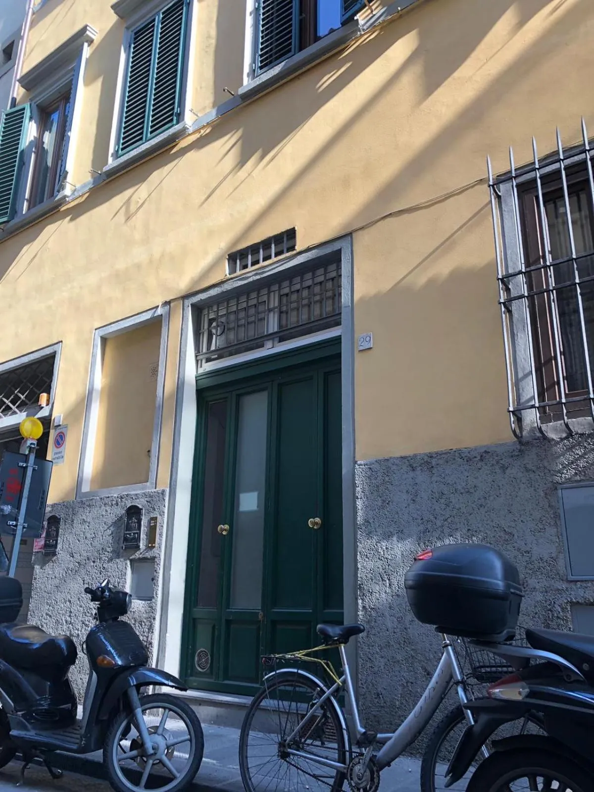 Property building in Santo Spirito Frescos by Mmega