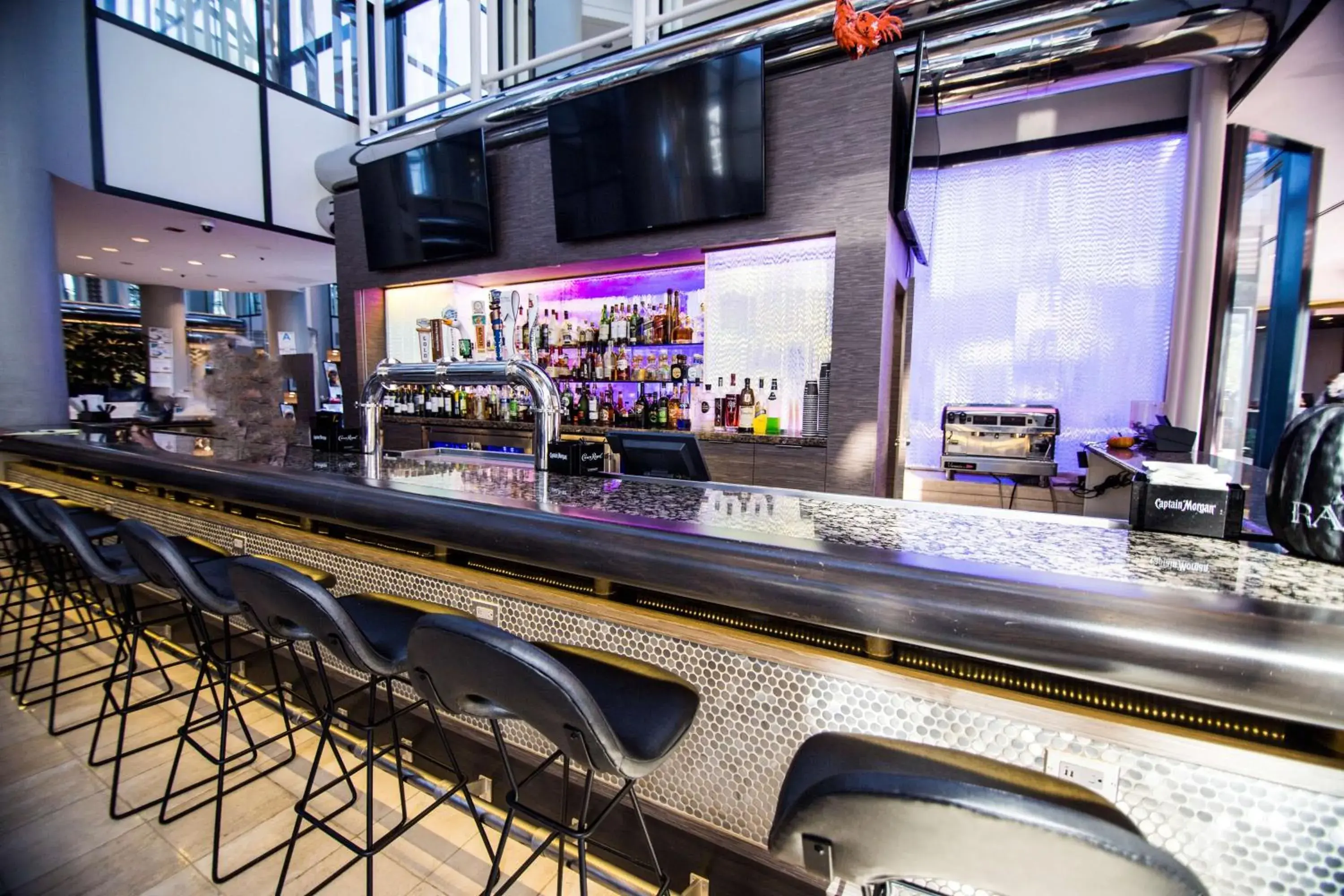 Lounge or bar in Hilton Los Angeles-Universal City Lounge or bar in Hilton Los Angeles-Universal City