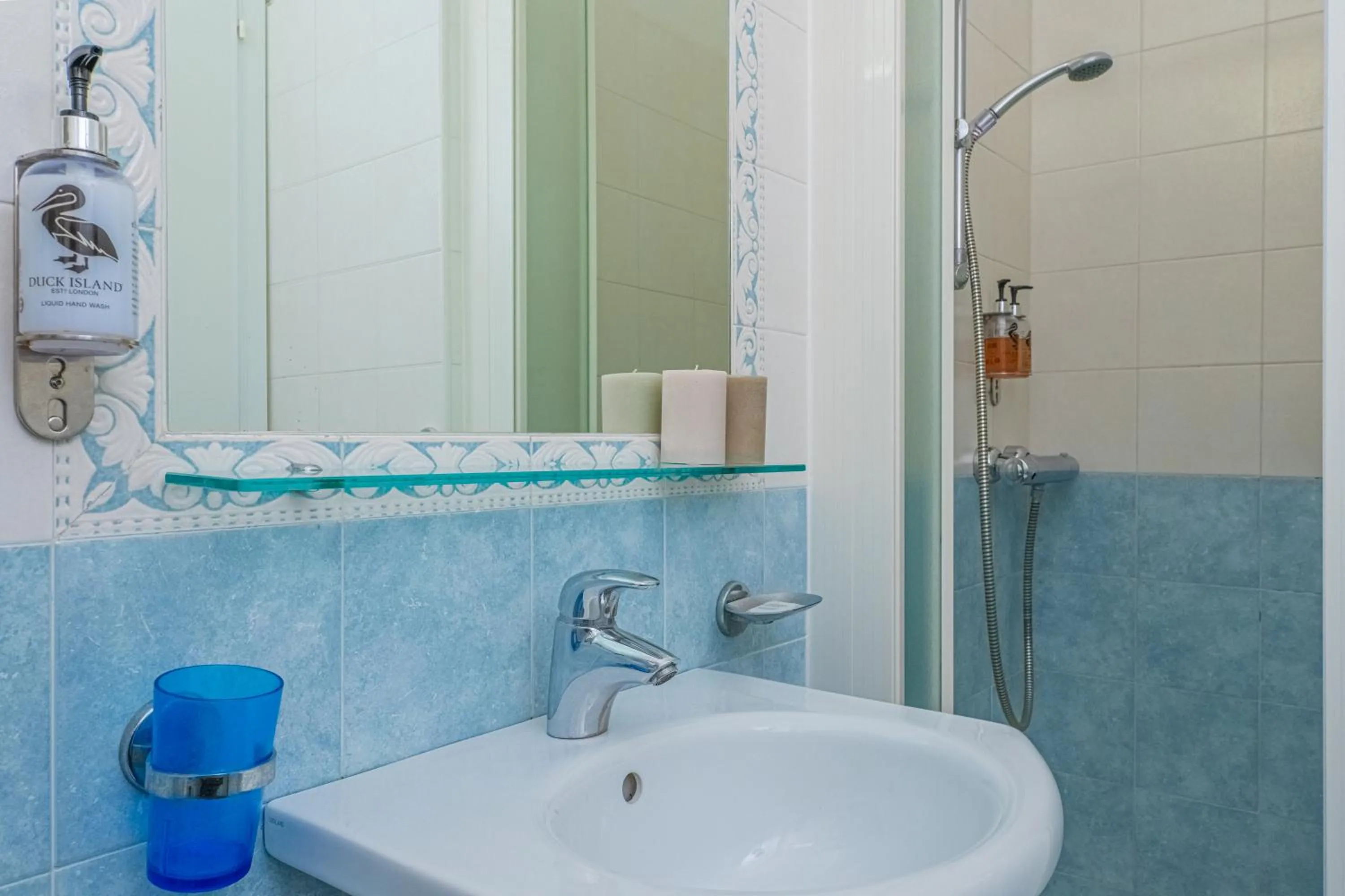 Shower in Design Hotel Astra B&B