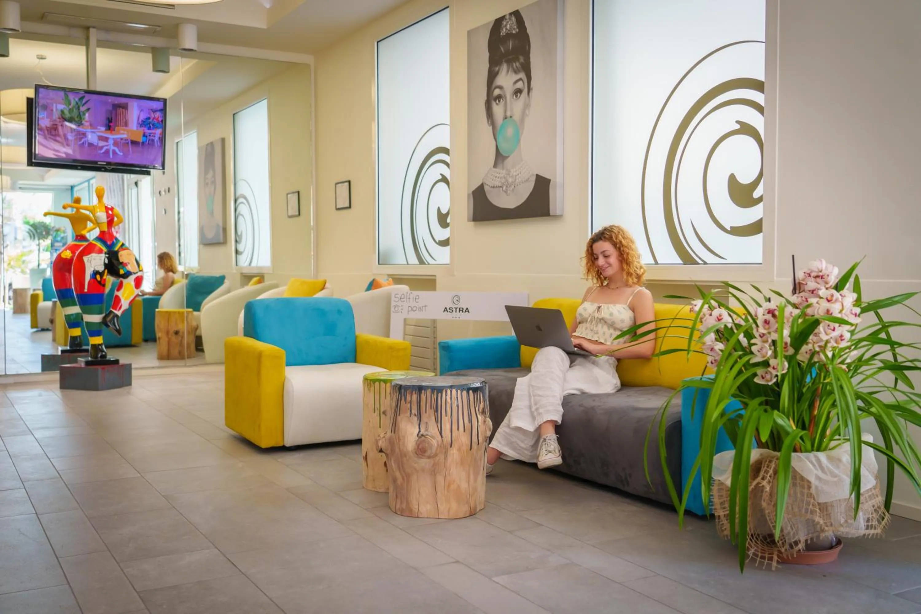 Lobby or reception in Design Hotel Astra B&B