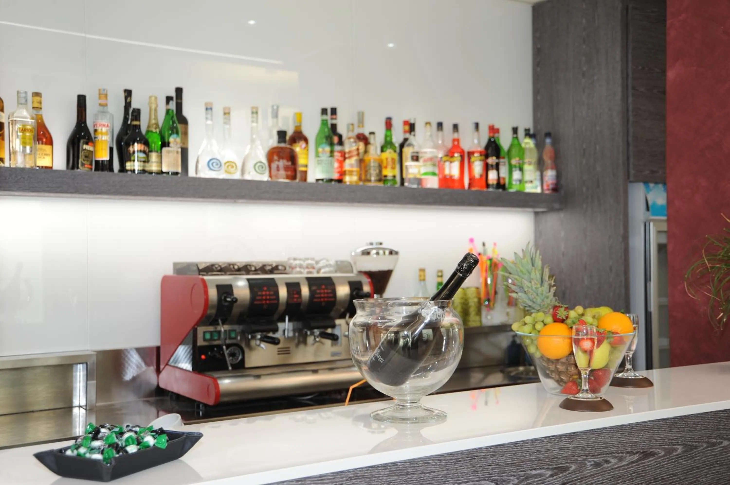 Communal lounge/ TV room in Design Hotel Astra B&B