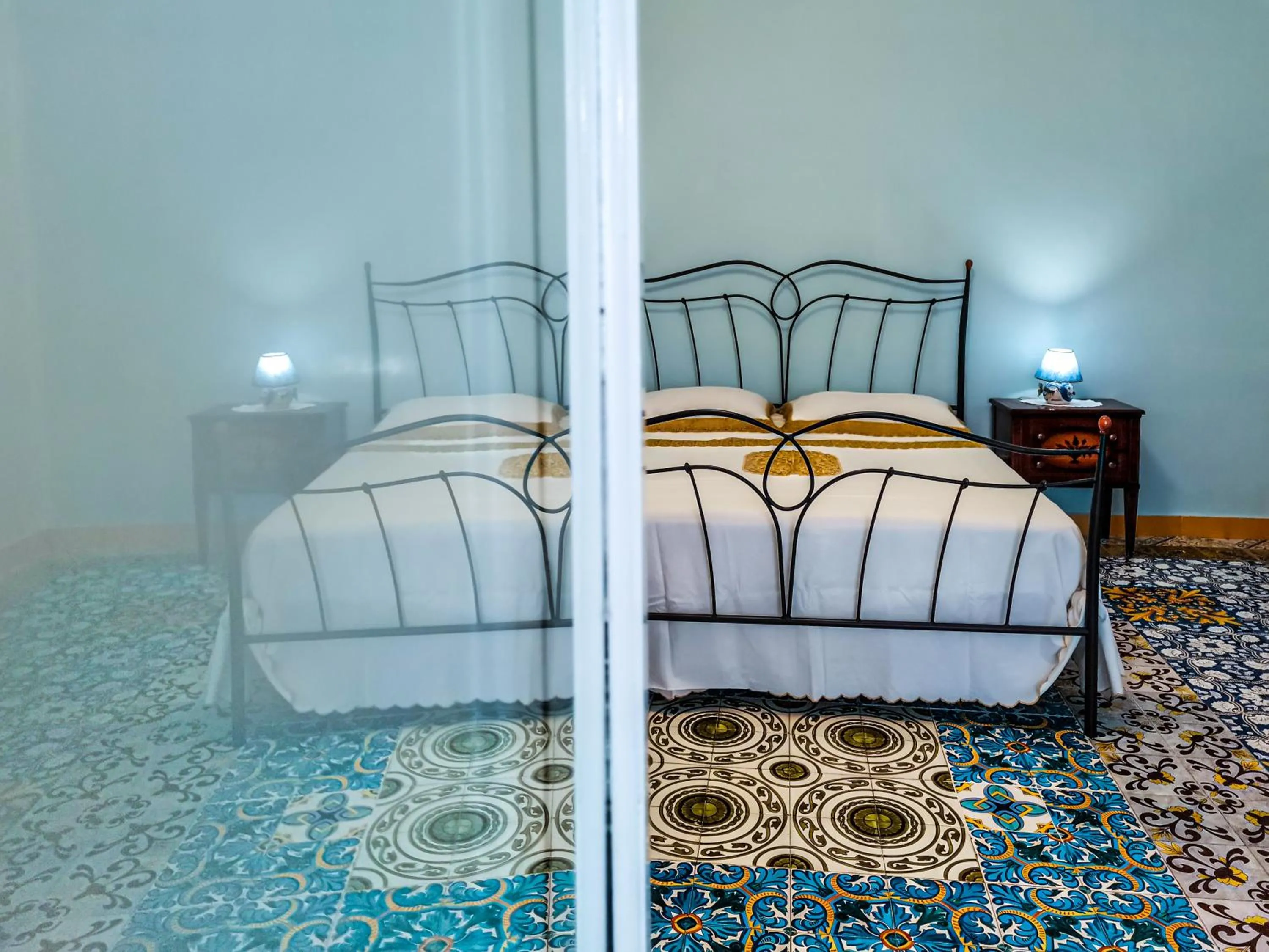 Photo of the whole room, Bed in Villa Angelina