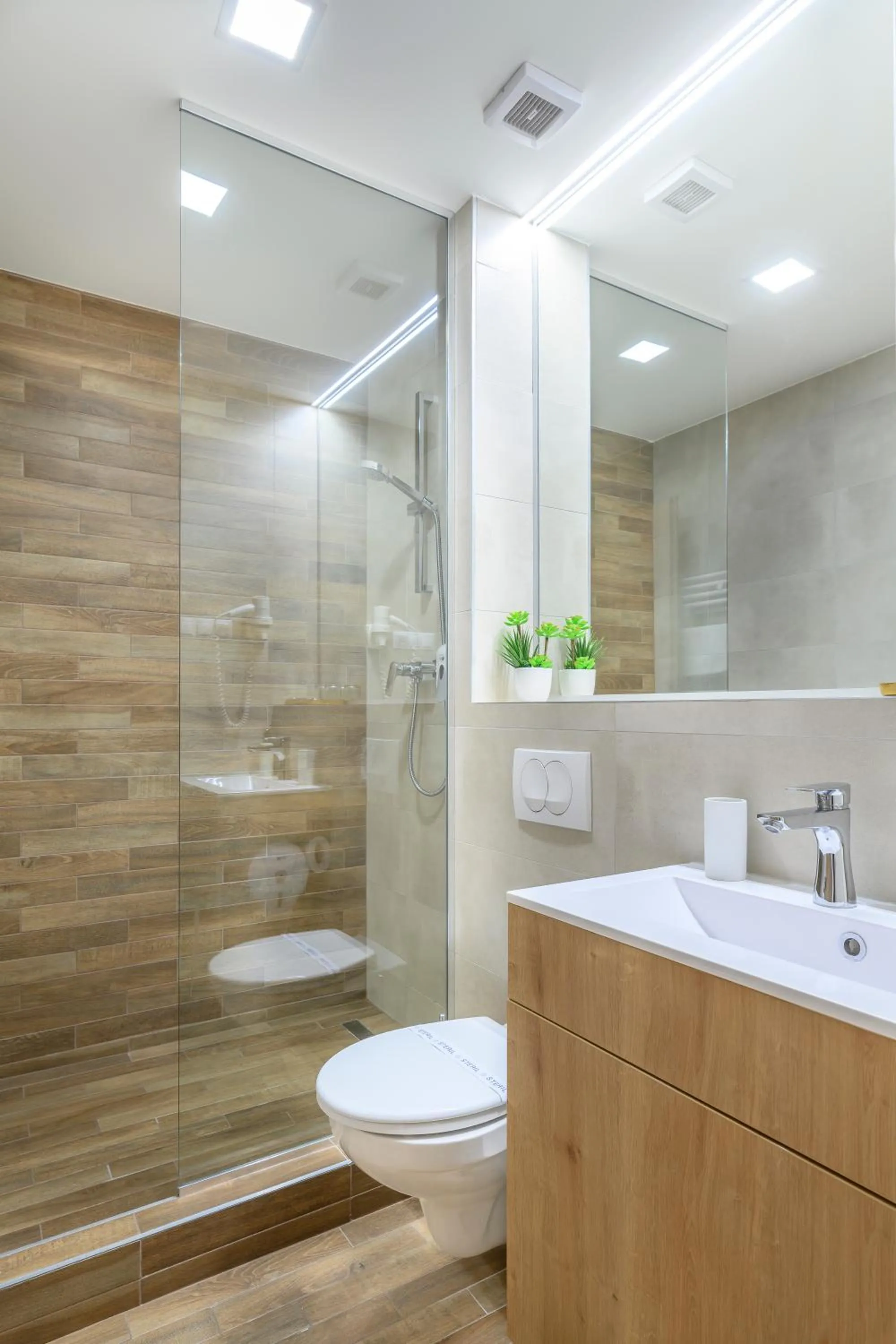 Bathroom in Hotel Tókert Szálloda és Étterem