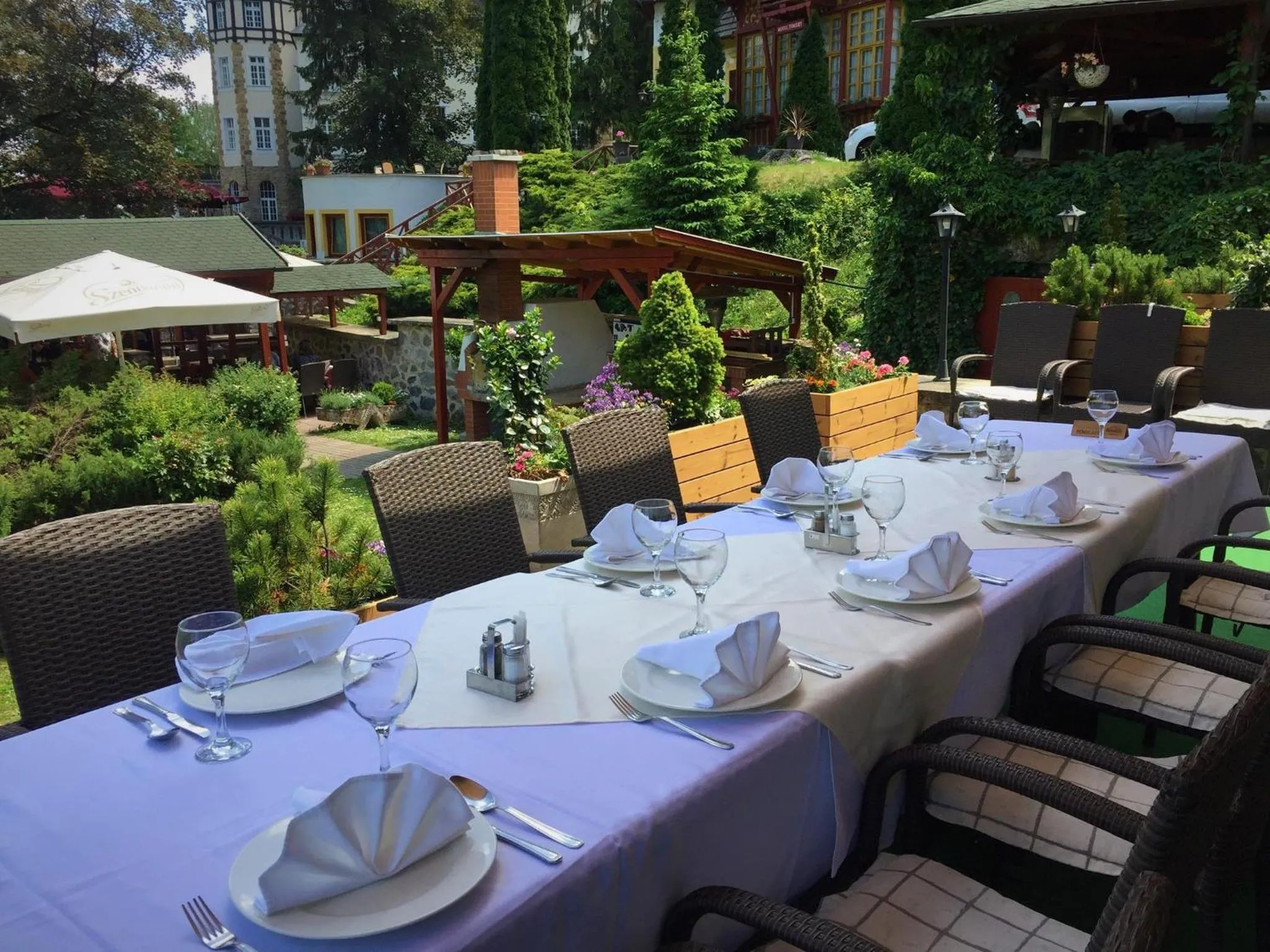 Restaurant/places to eat in Hotel Tókert Szálloda és Étterem