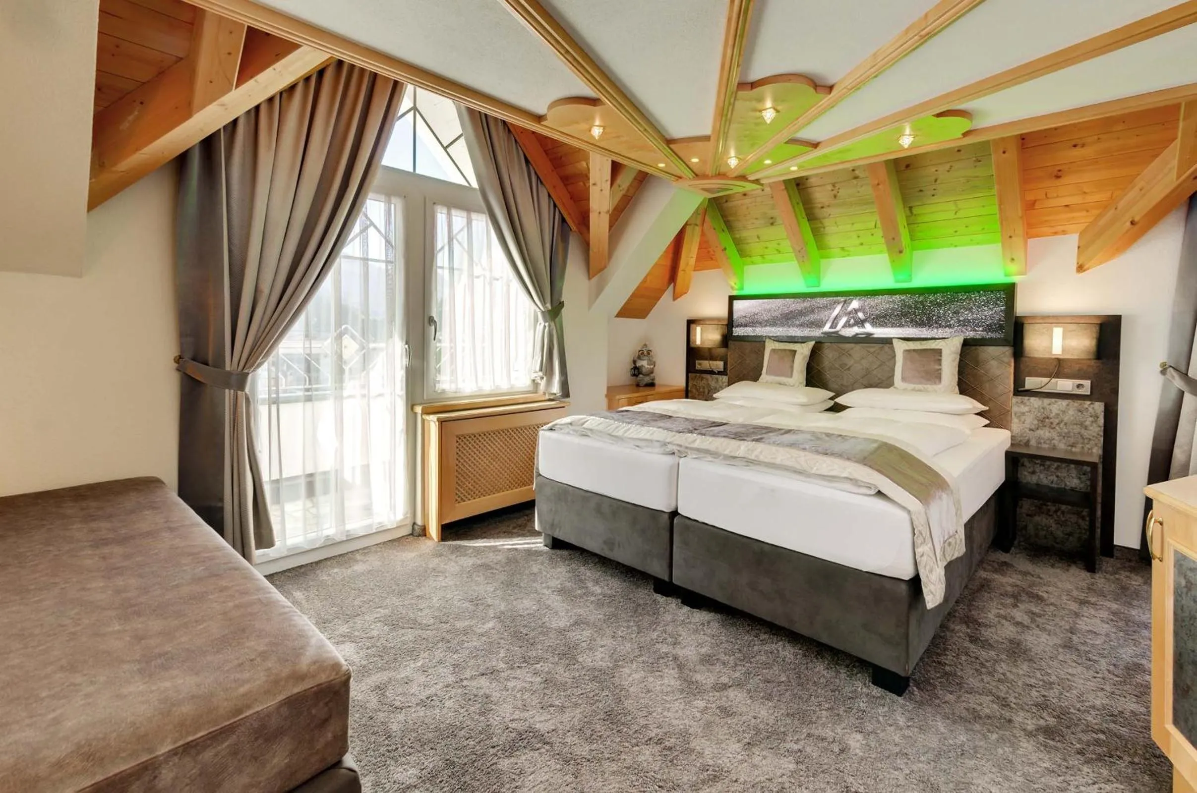 Photo of the whole room, Bed in Alpinstyle Hotel Ischgl