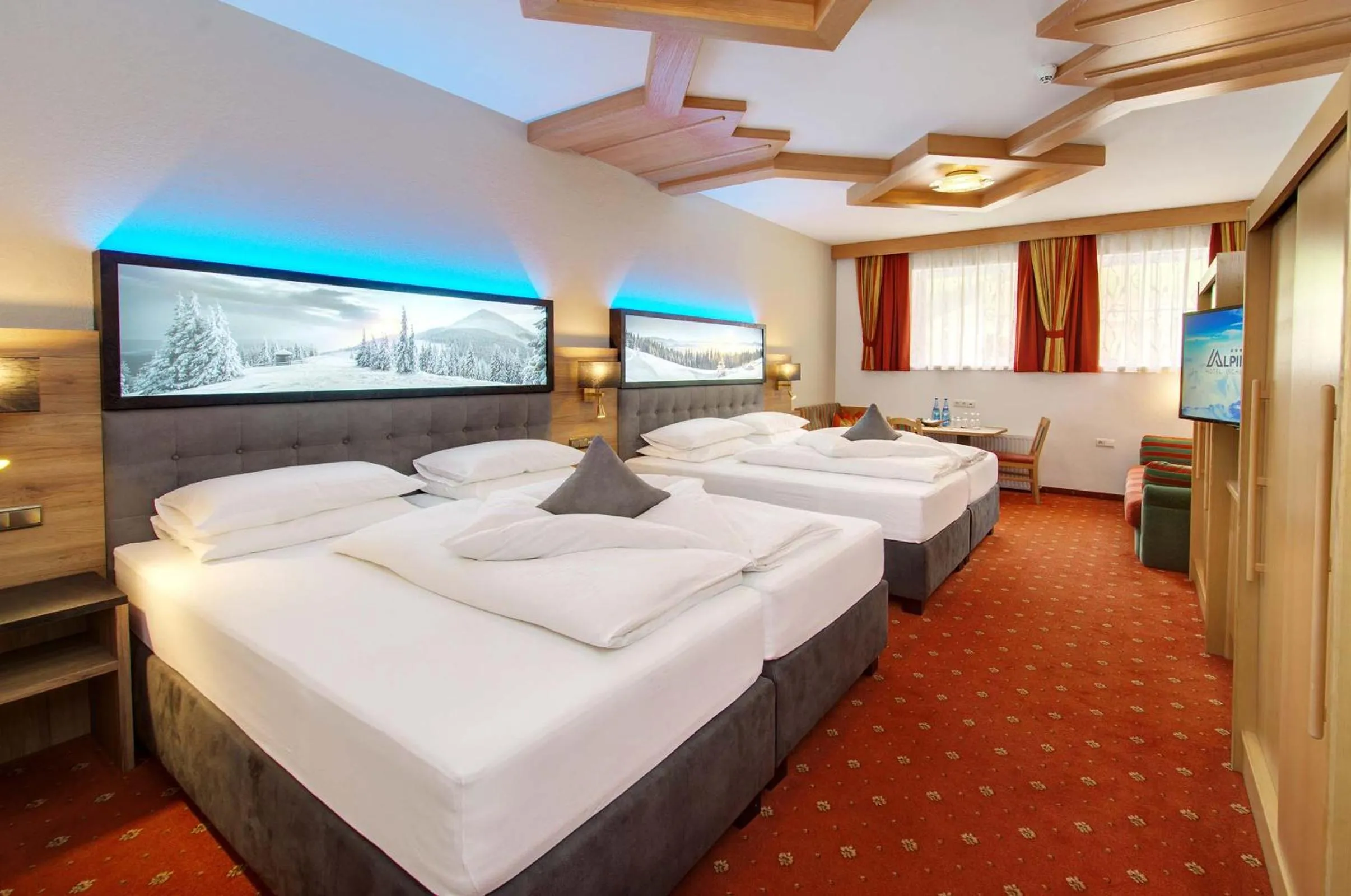 Photo of the whole room, Bed in Alpinstyle Hotel Ischgl