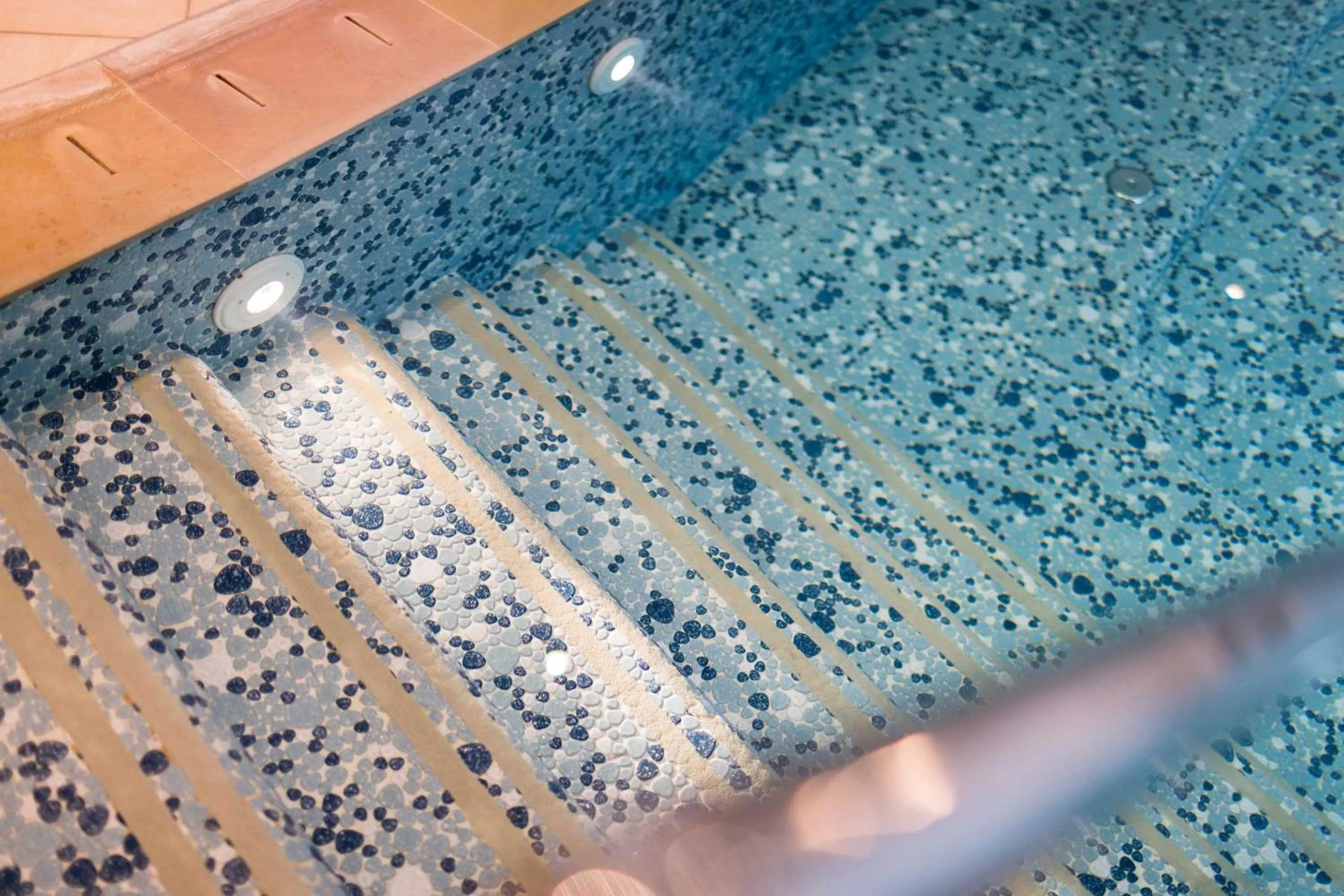 Swimming pool in DAS BADL - Smart Retreat AO