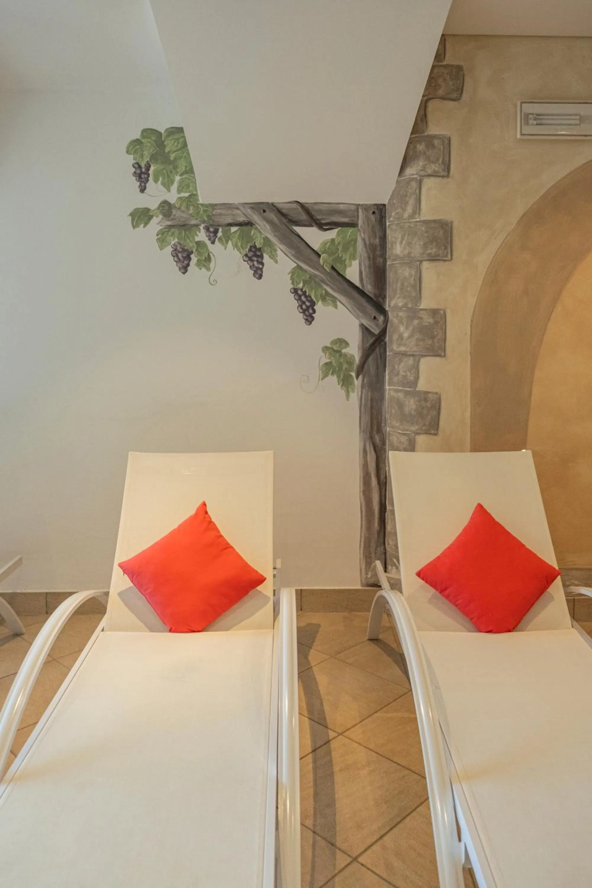 Swimming pool, Bed in DAS BADL - Smart Retreat AO