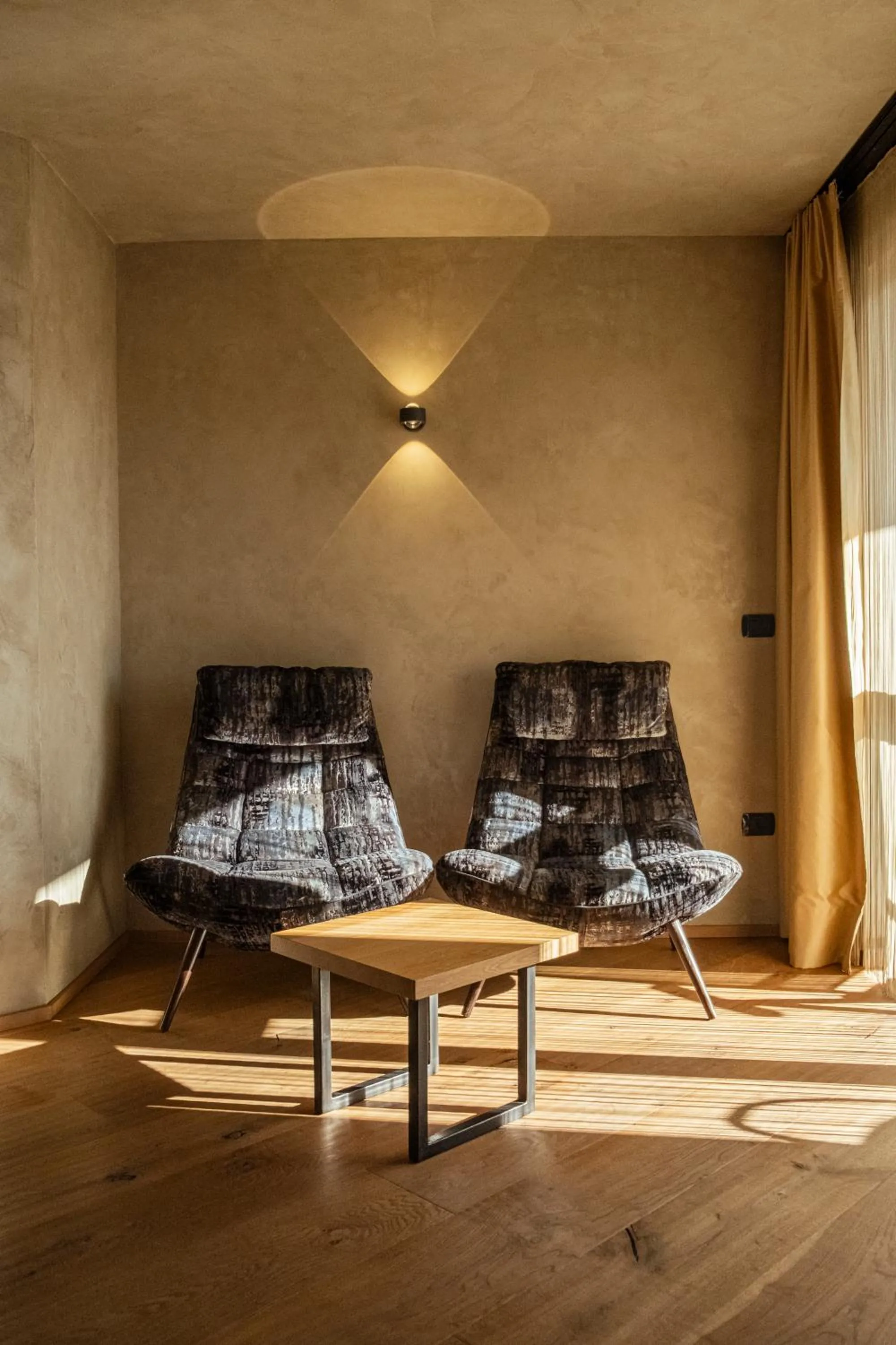 Seating area in DAS BADL - Smart Retreat AO