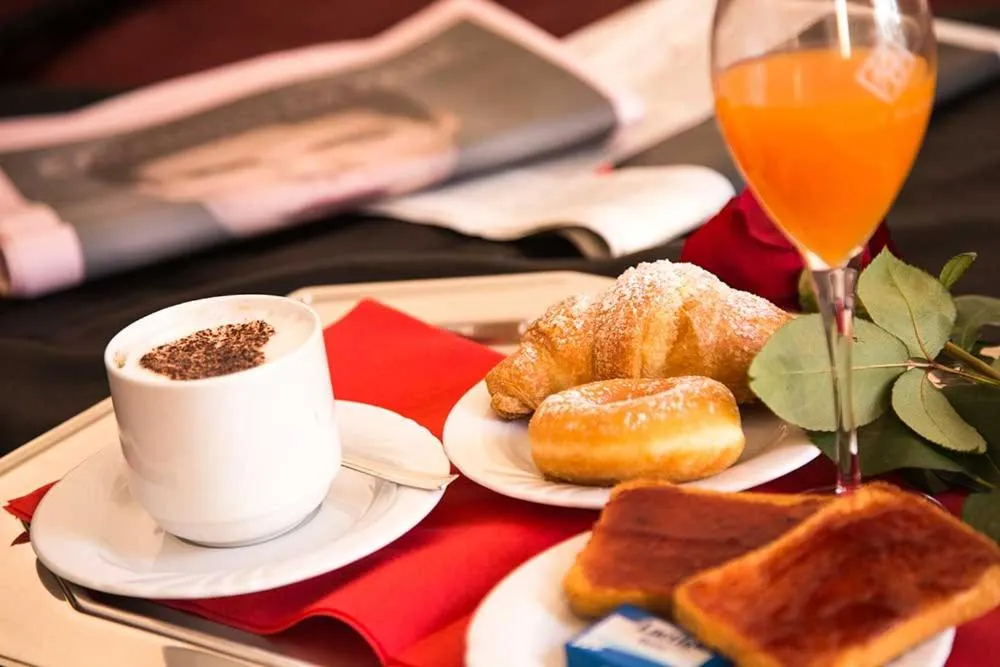 Breakfast in Greta Rooms Hotel