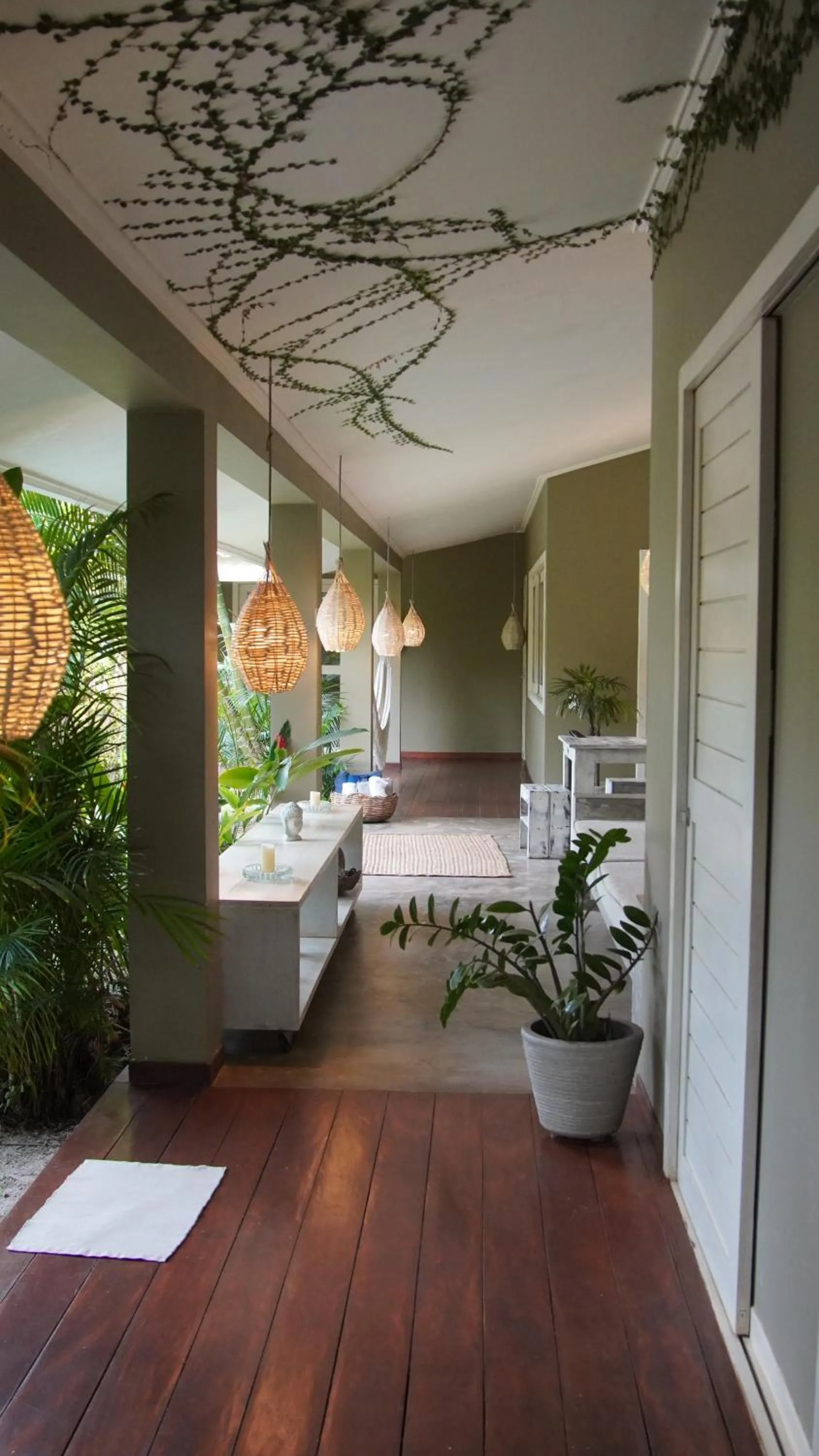 Inner courtyard view, Bed in Casa Kokoro