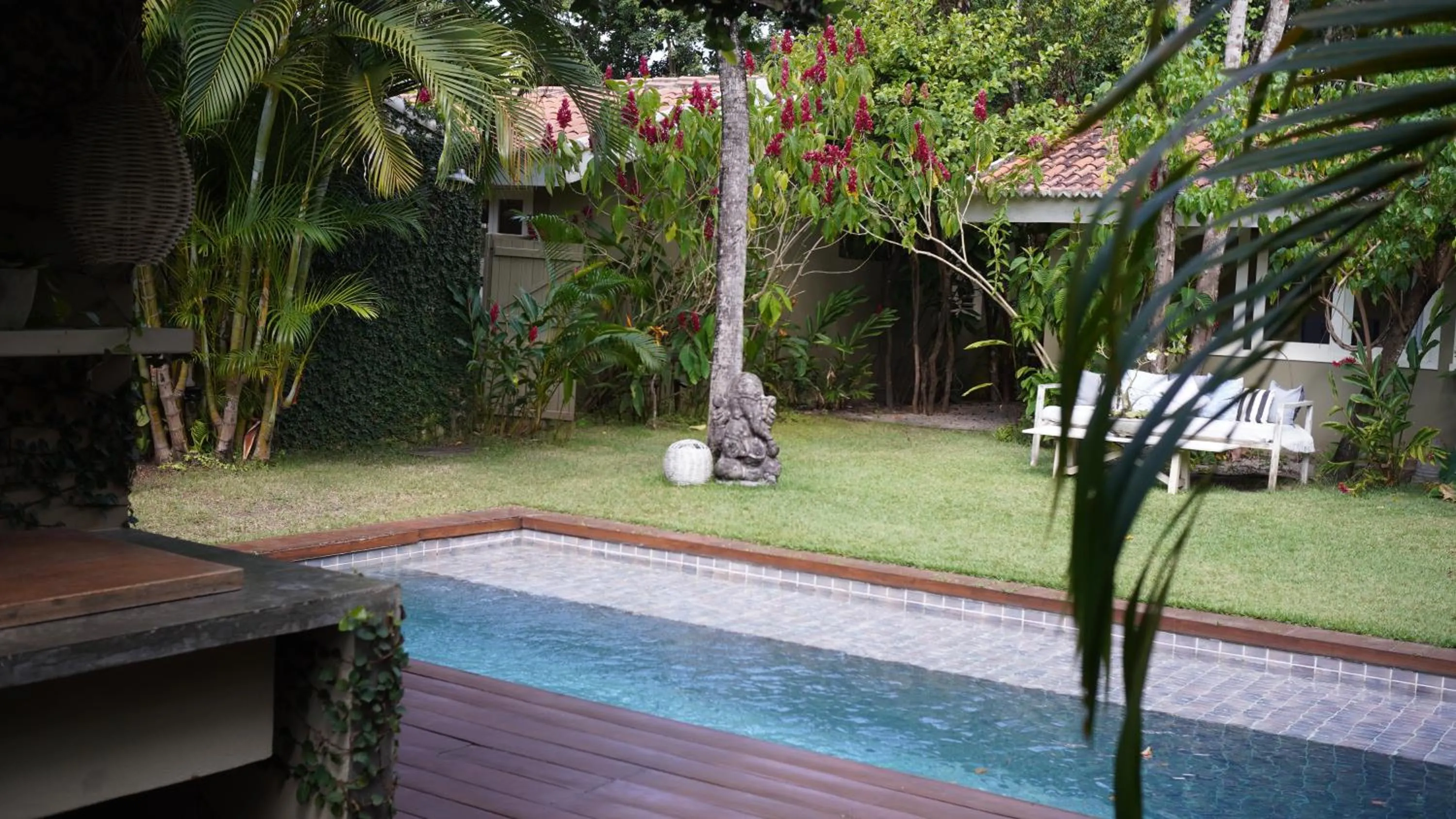 Swimming pool in Casa Kokoro