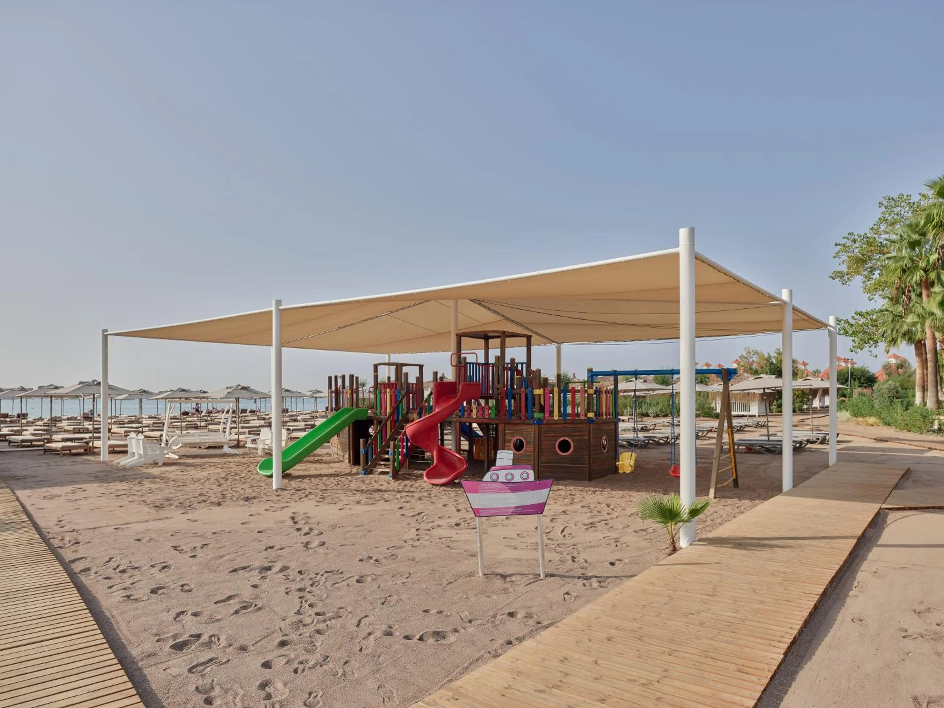 Day in Lara Barut Collection-Ultra All Inclusive