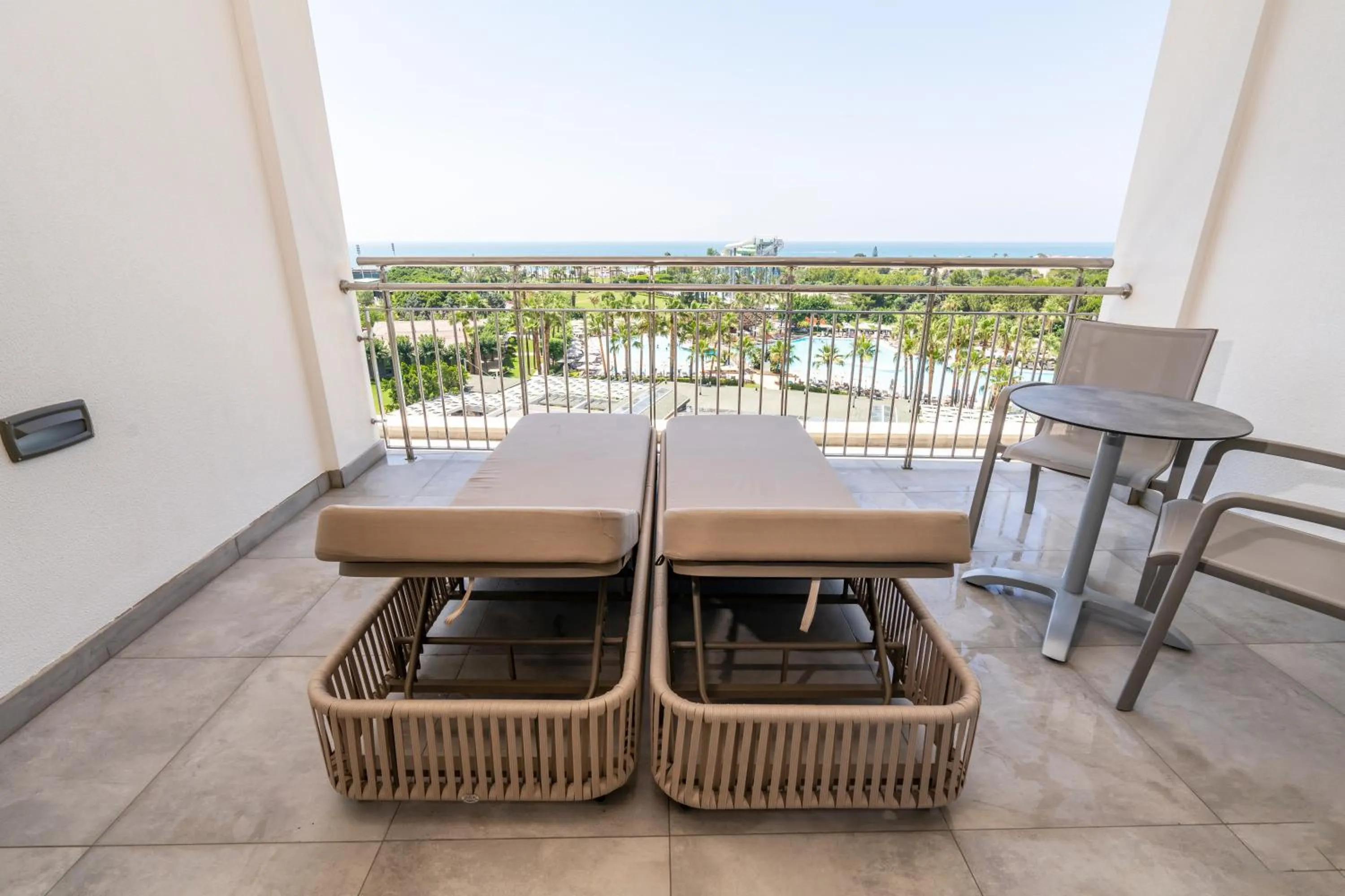 Day in Lara Barut Collection-Ultra All Inclusive