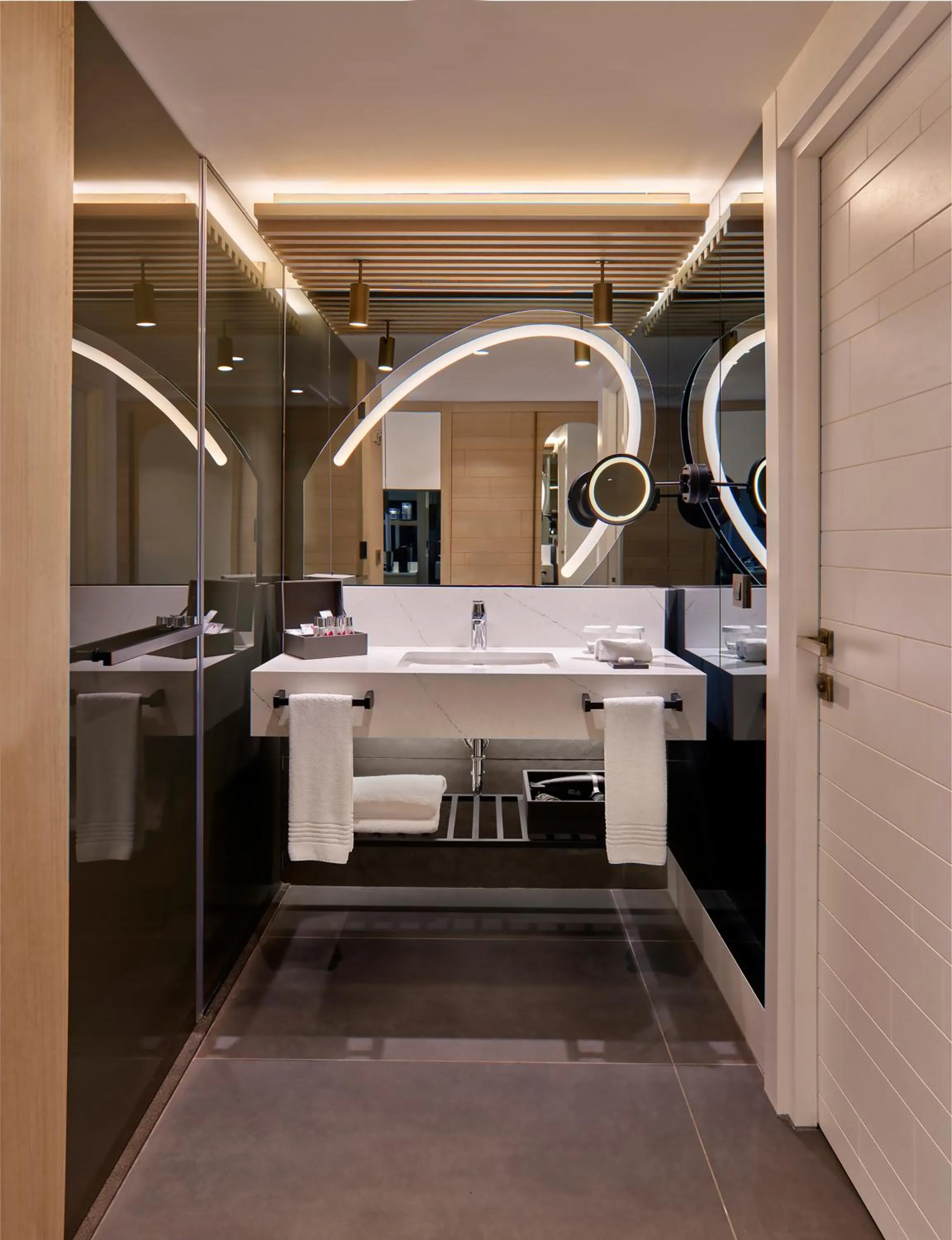 Shower in Lara Barut Collection-Ultra All Inclusive