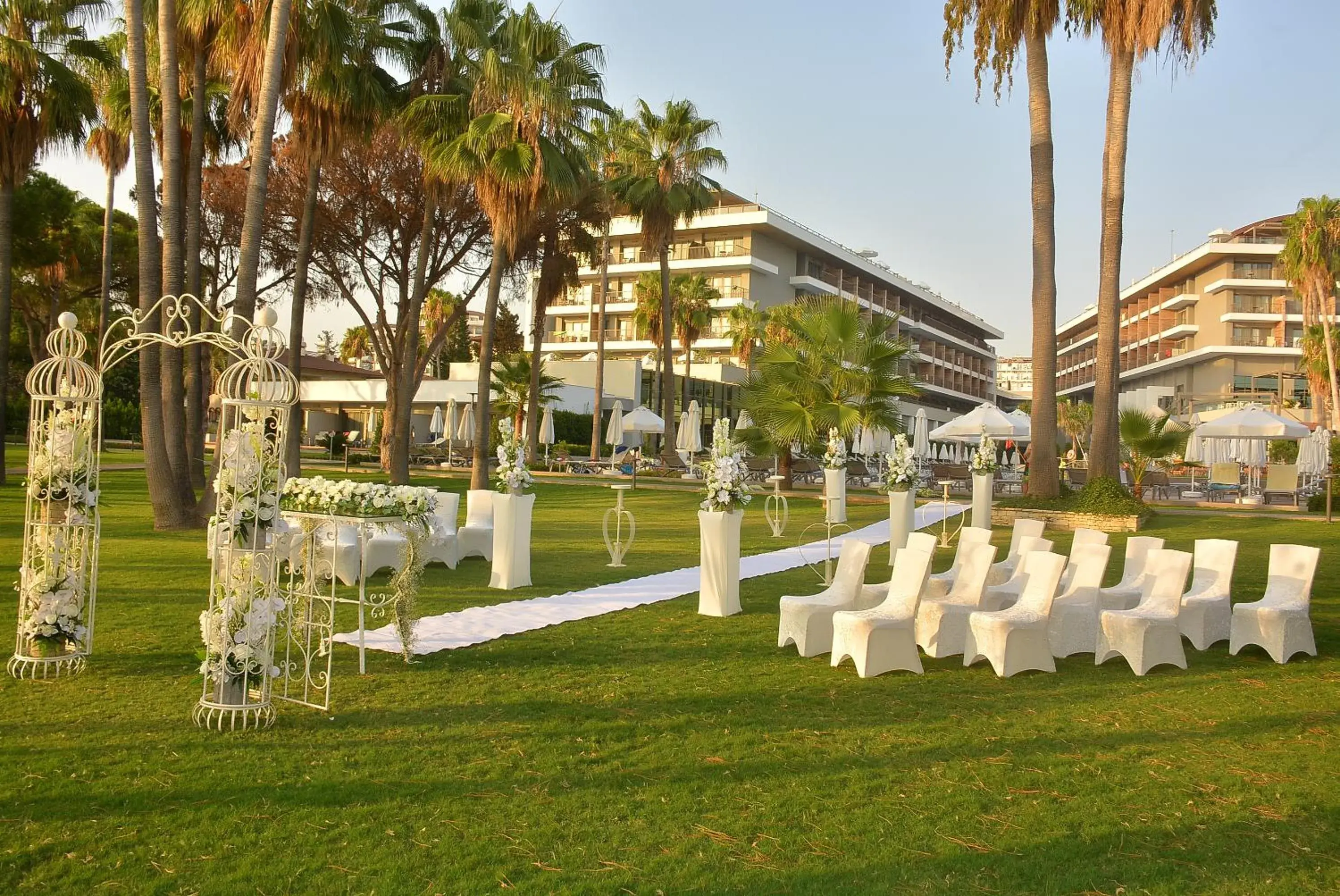 Spring, Garden in Acanthus & Cennet Barut Collection - Ultra All Inclusive