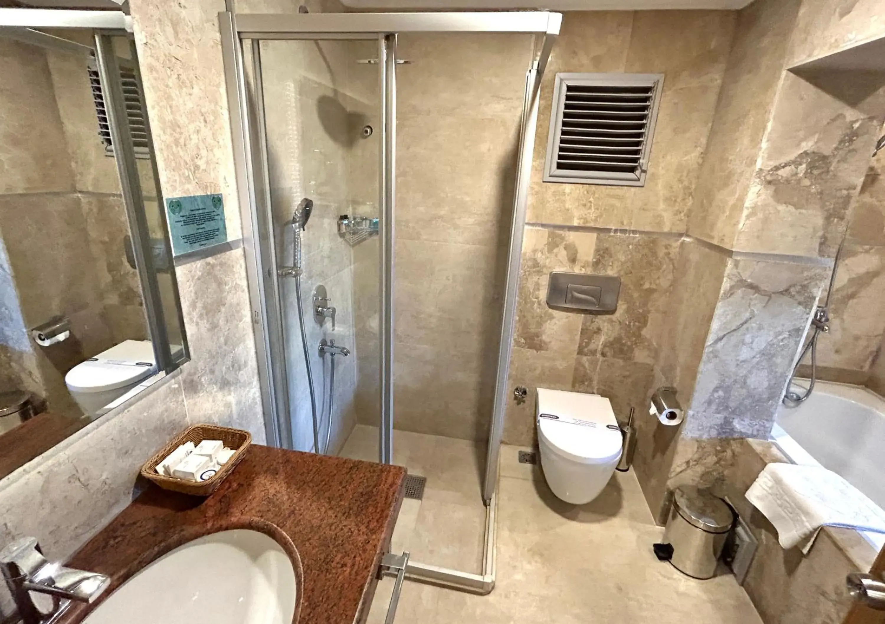 Deluxe Double Room in Marina Boutique Hotel Deluxe Double Room in Marina Boutique Hotel