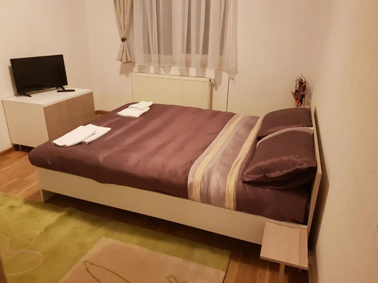 Standard Double Room with Shared Bathroom - single occupancy in BigCitty Rooms Standard Double Room with Shared Bathroom - single occupancy in BigCitty Rooms