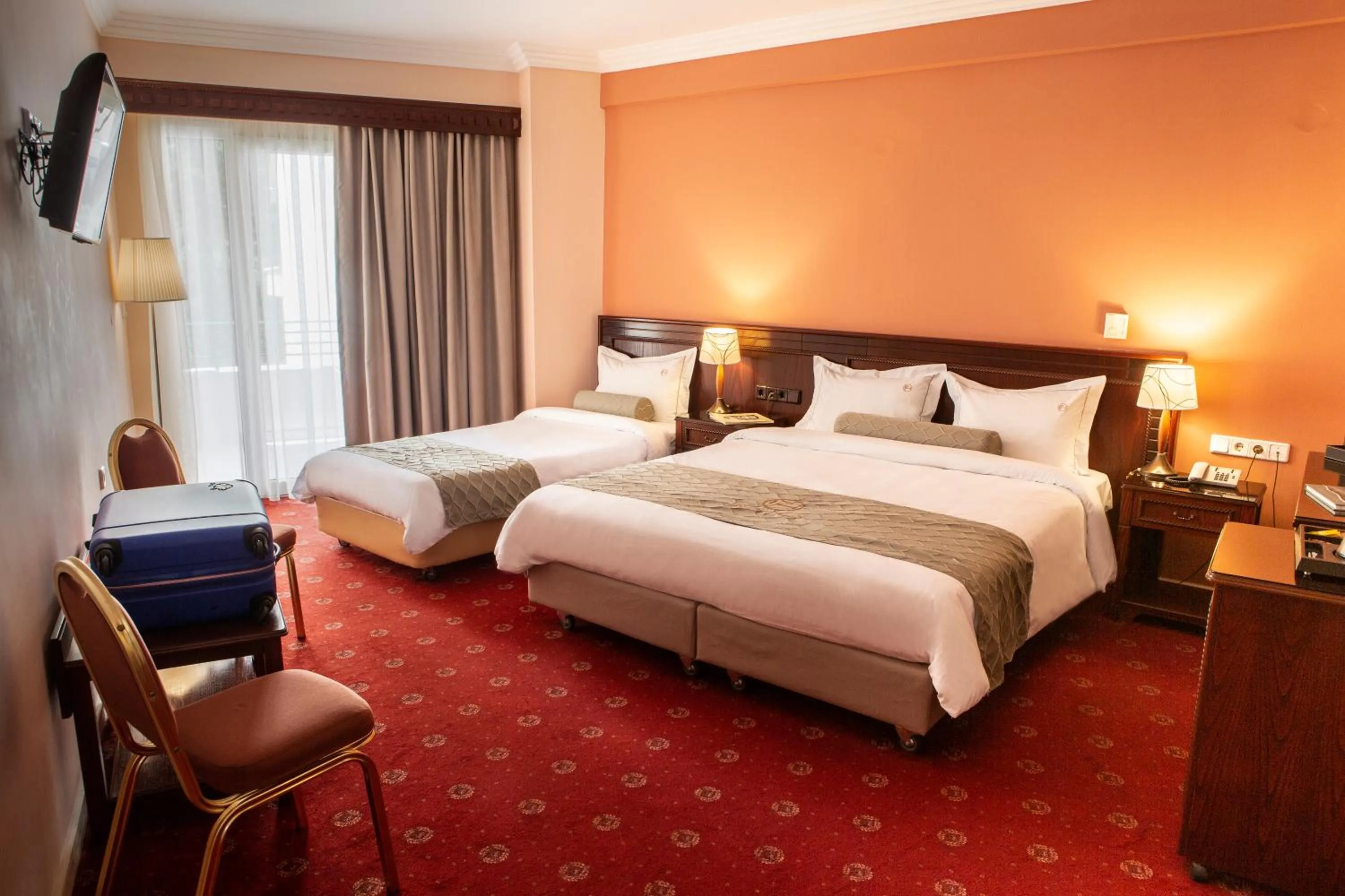 Triple Room in Hotel Pella