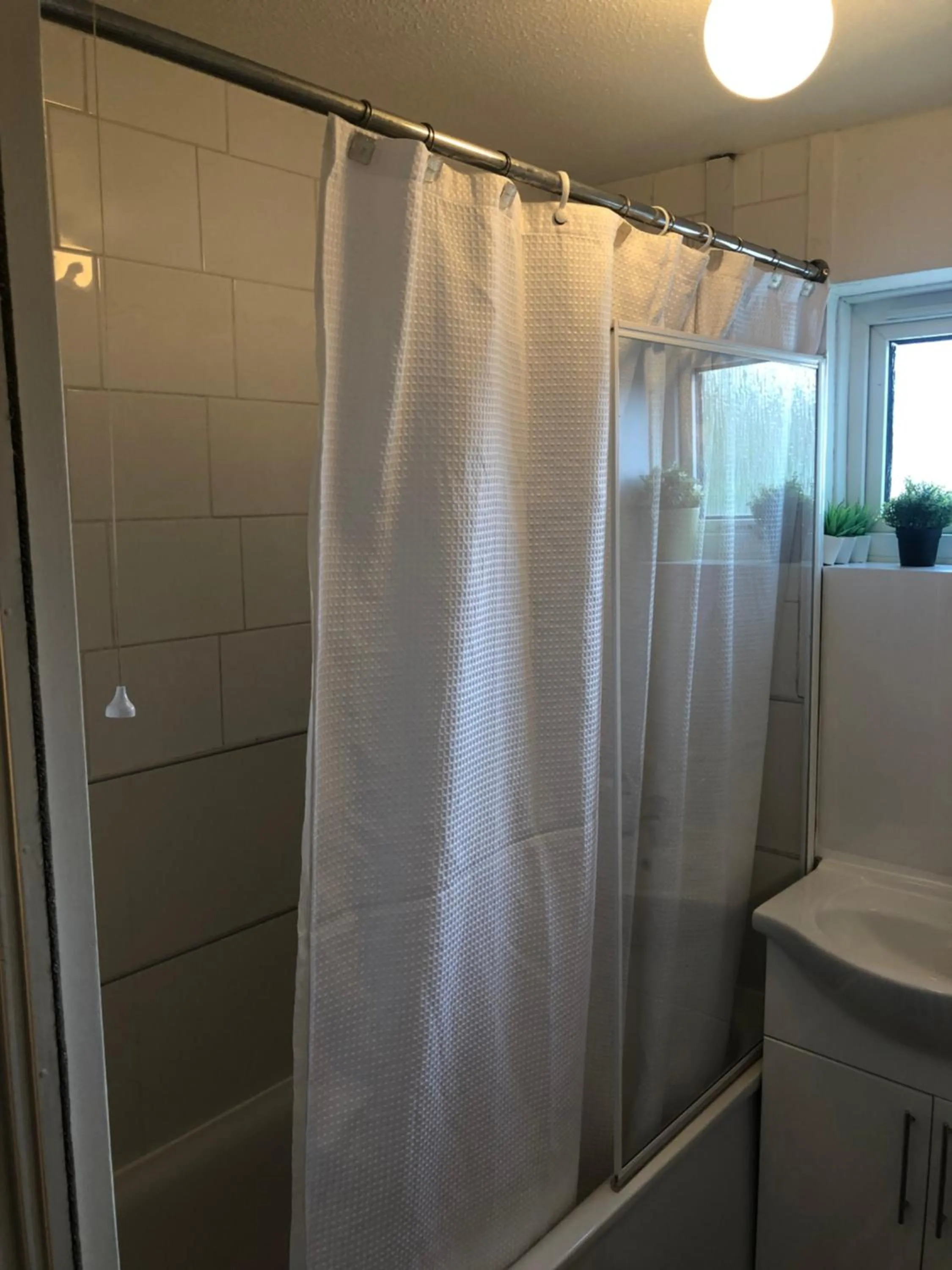 Cosy 2 bedroom Apartment -Heathrow Airport