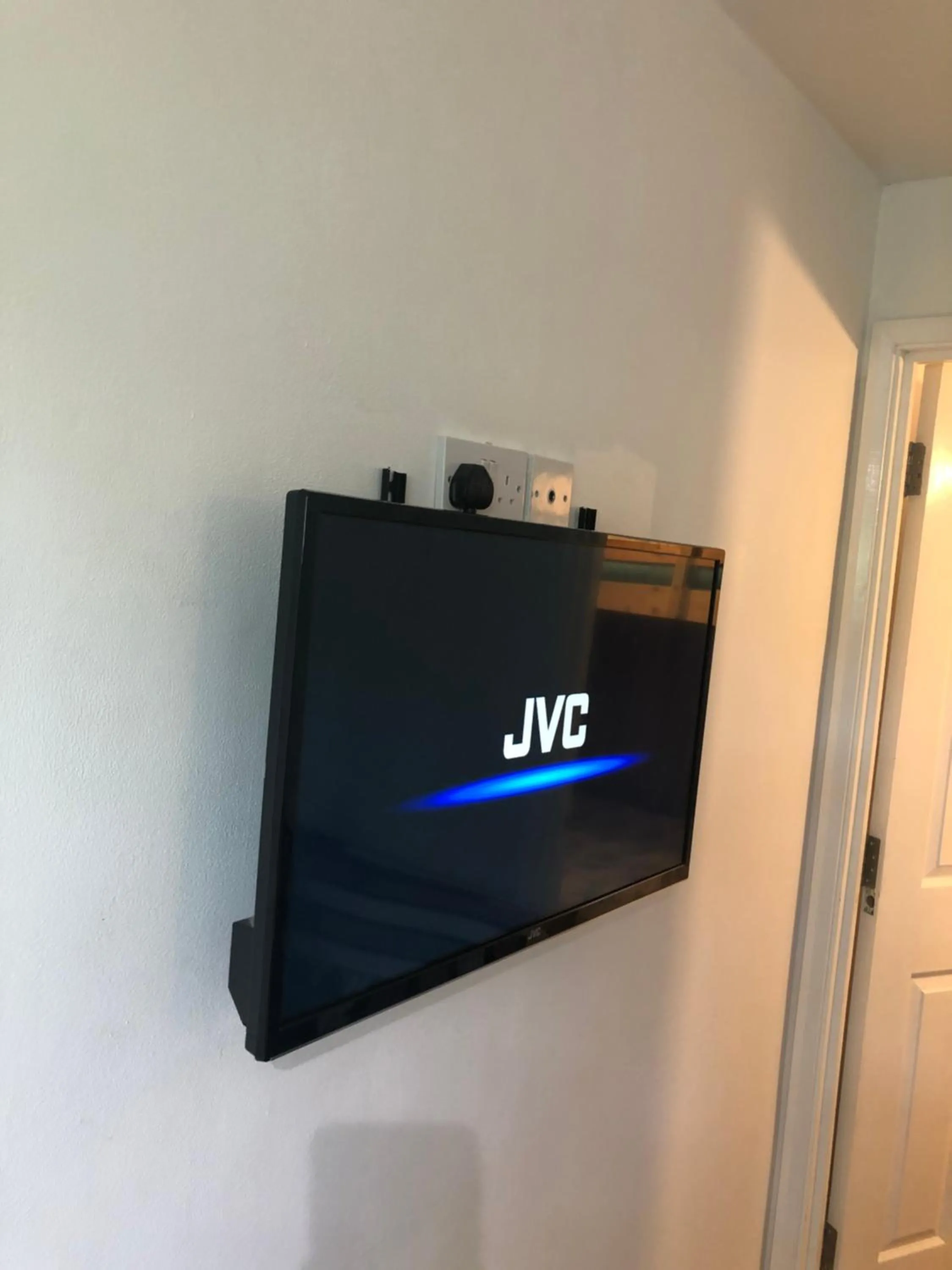 Cosy 2 bedroom Apartment -Heathrow Airport
