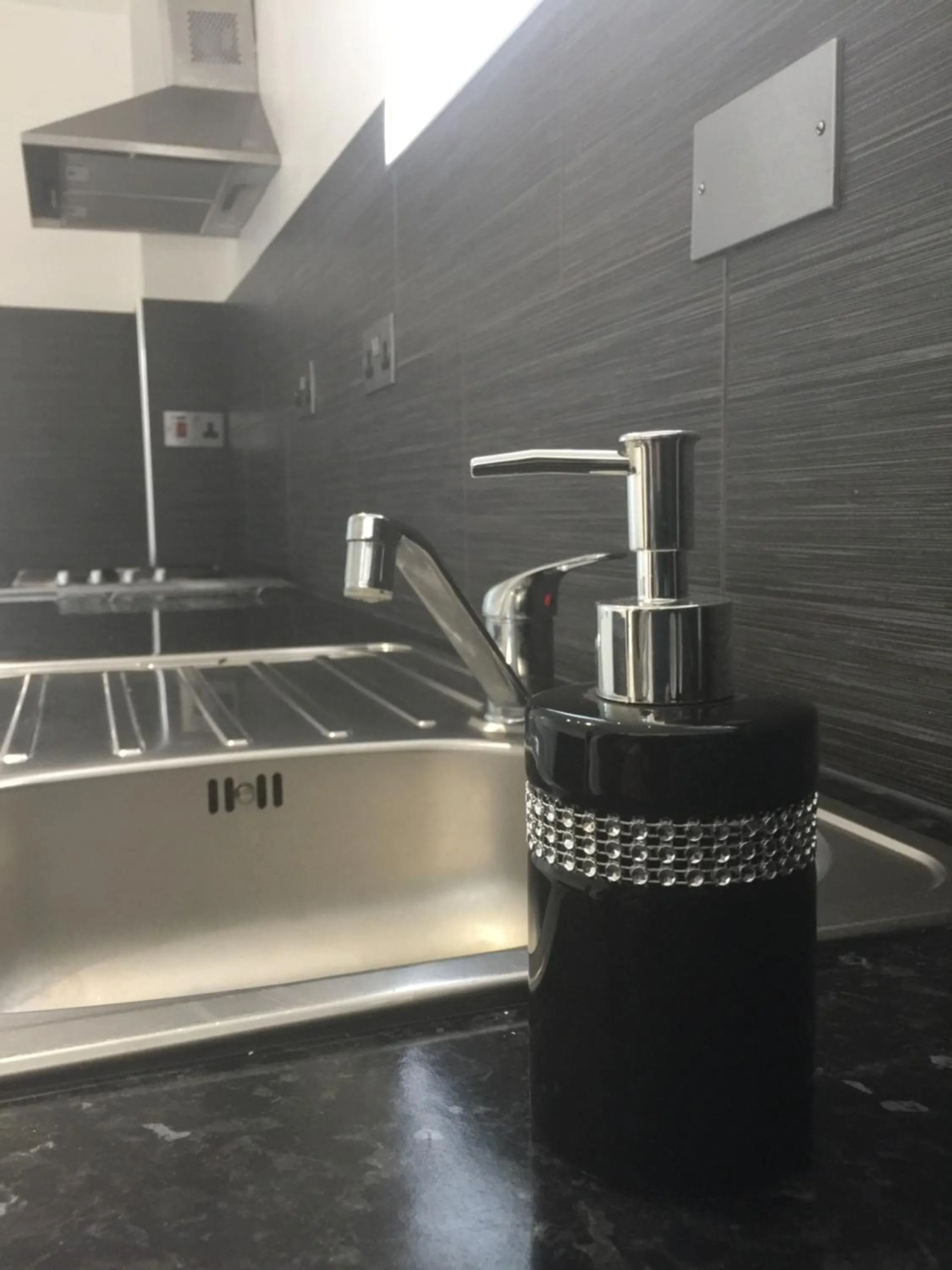 Cosy 2 bedroom Apartment -Heathrow Airport