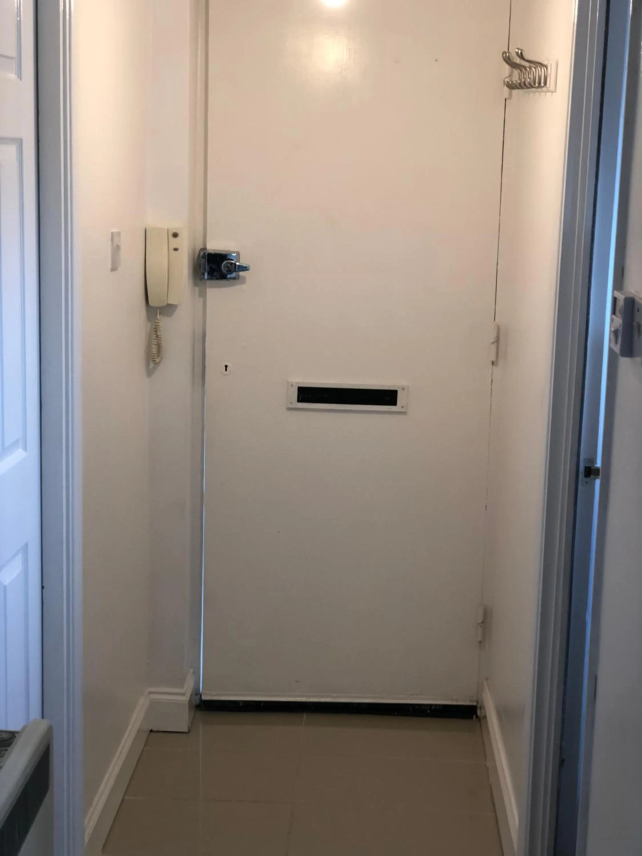 Cosy 2 bedroom Apartment -Heathrow Airport