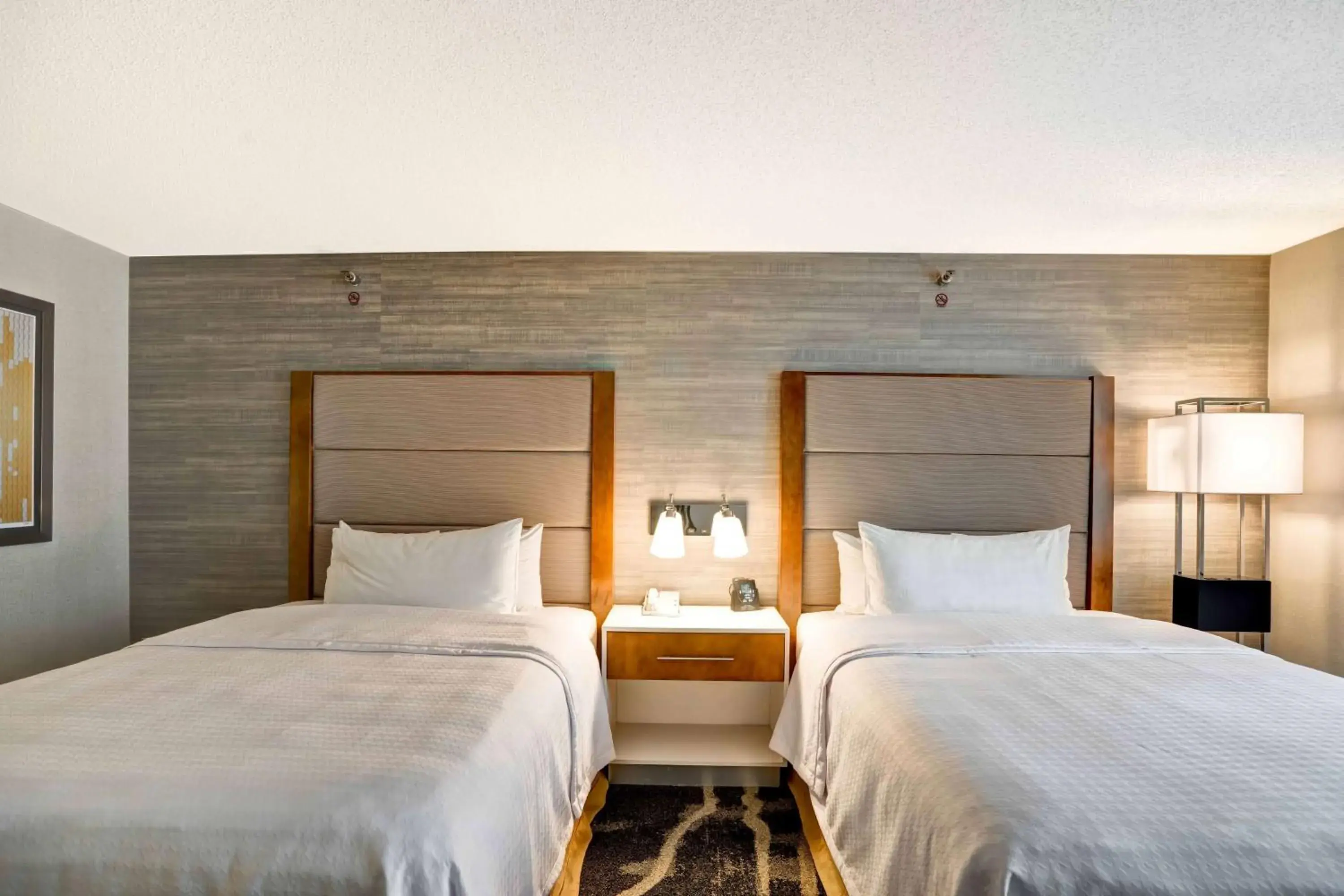 Bed in Homewood Suites by Hilton Chicago-Downtown Bed in Homewood Suites by Hilton Chicago-Downtown