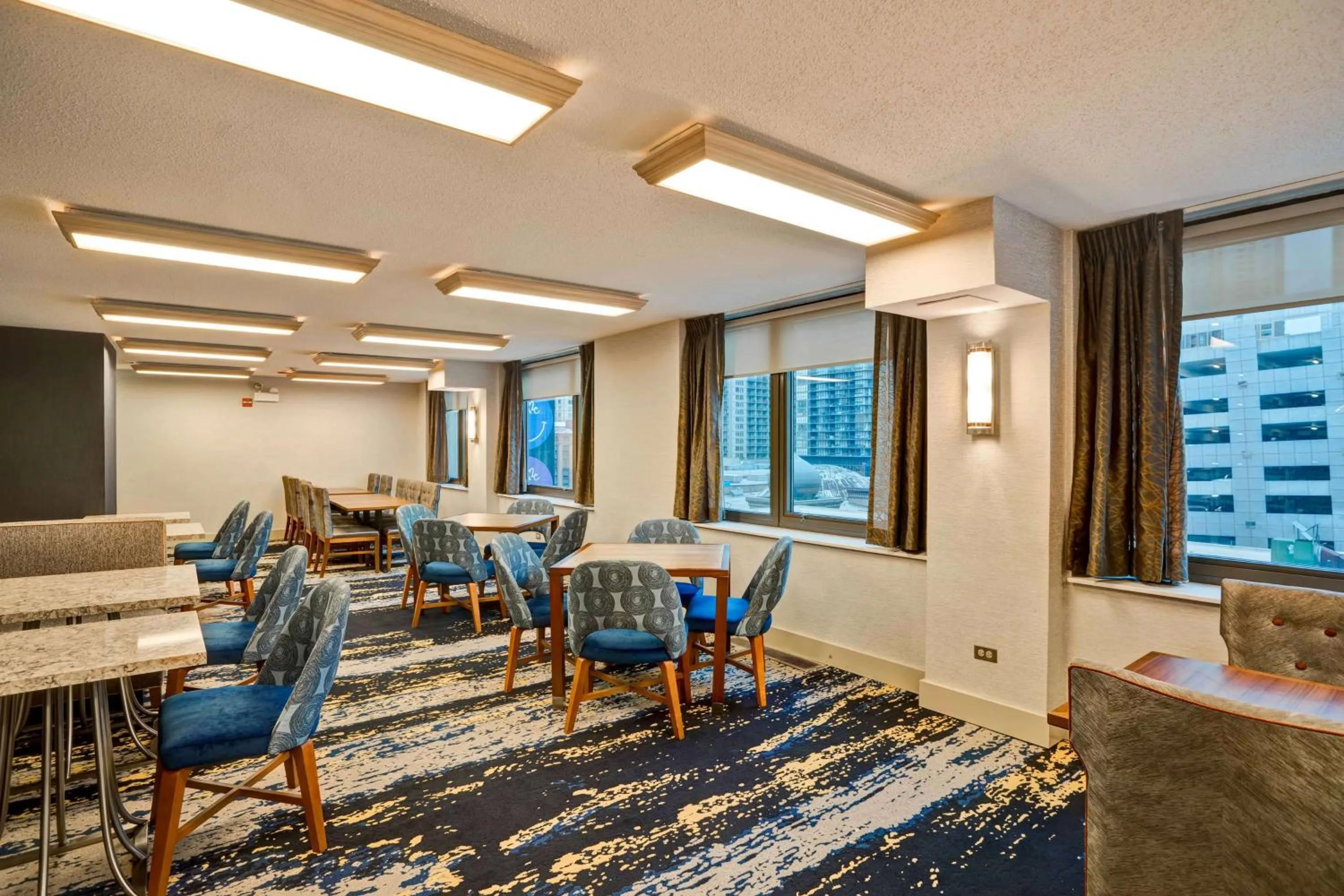 Seating area in Homewood Suites by Hilton Chicago-Downtown