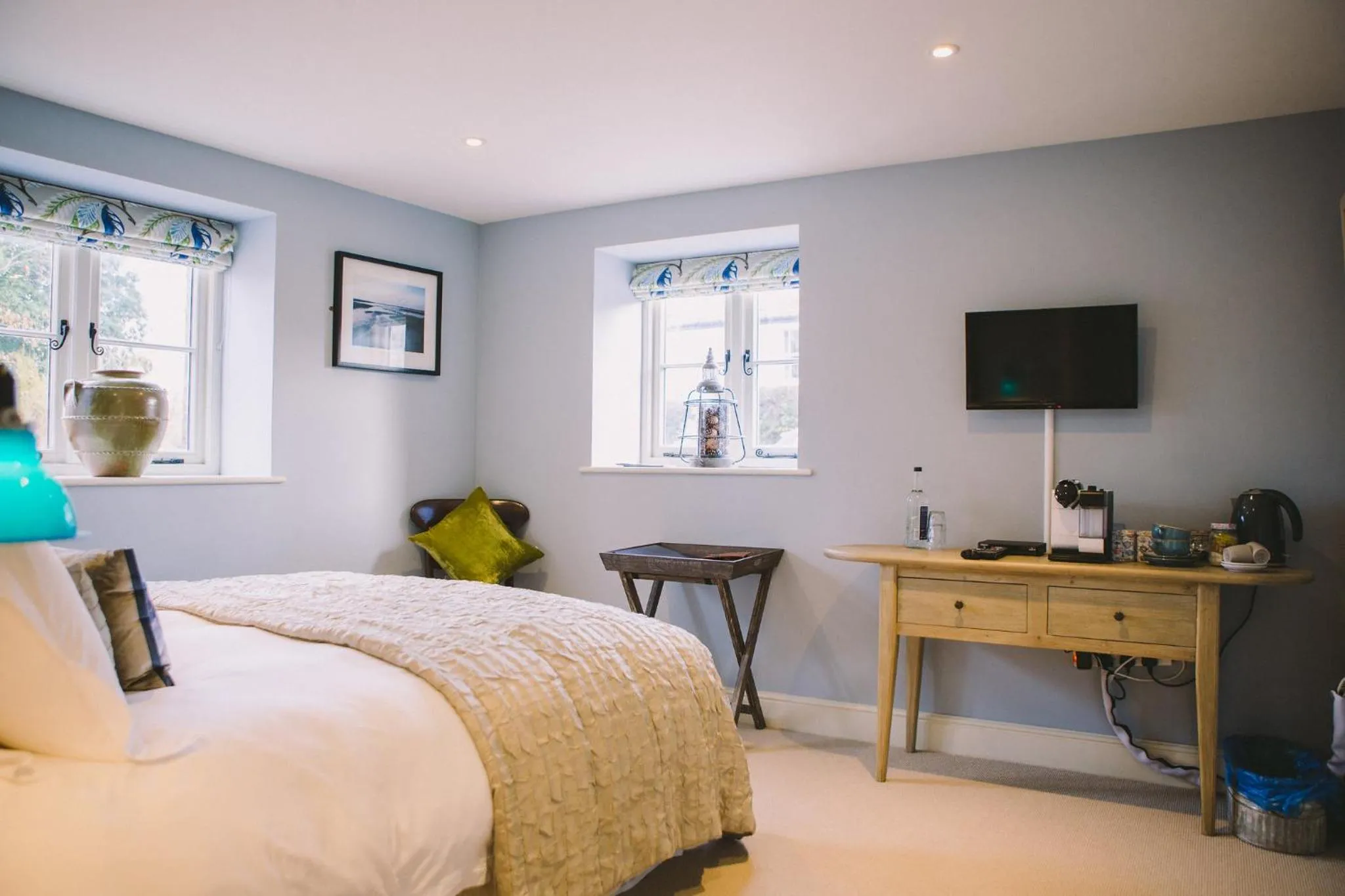 Bedroom, Bed in The Hero