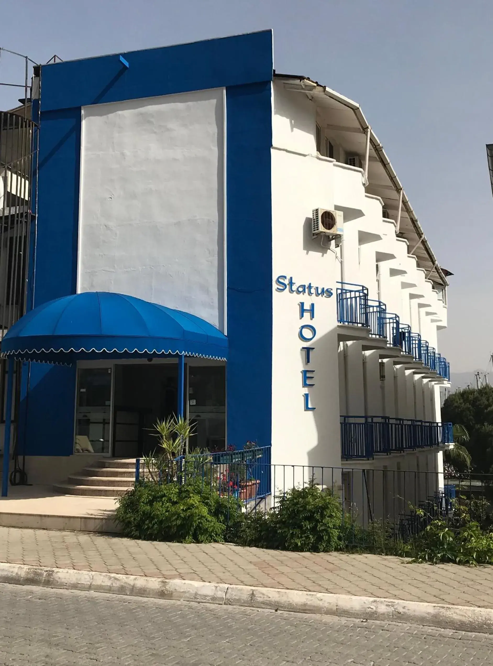 Hotel Status Hotel Status