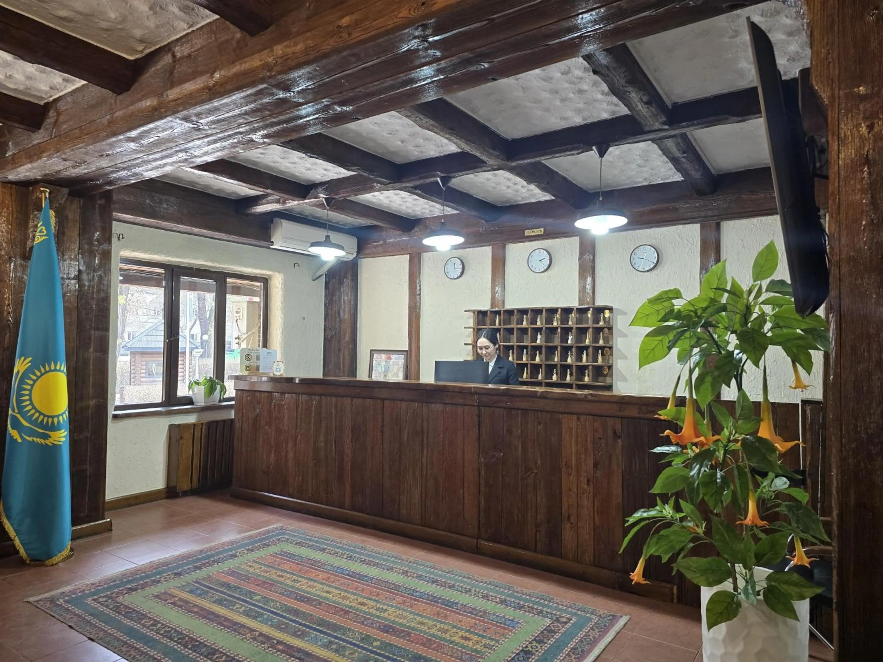 Lobby or reception in Saraishyq Hotel