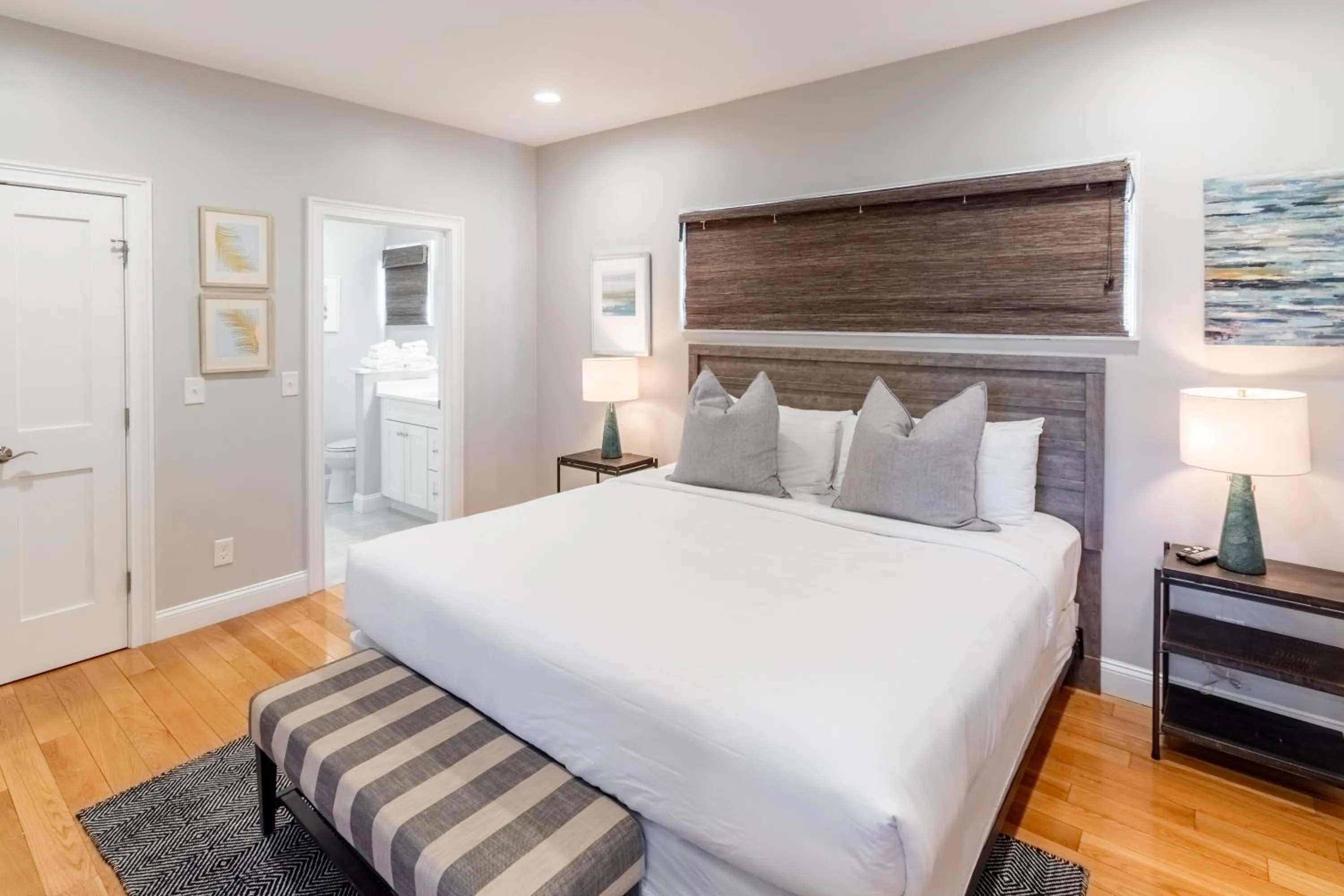 Bed in The Newport Lofts - 595 Thames Street