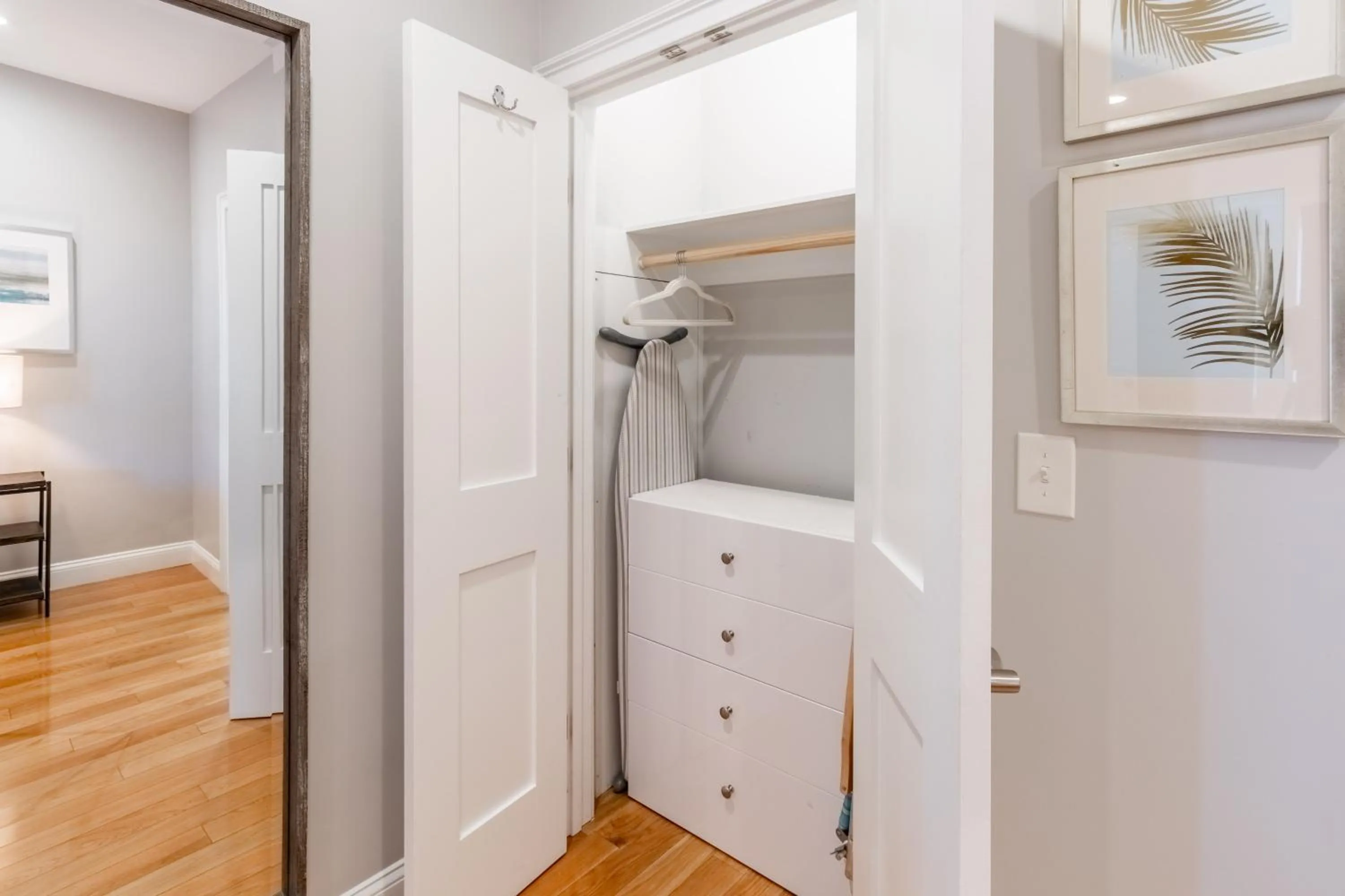 Bed in The Newport Lofts - 595 Thames Street