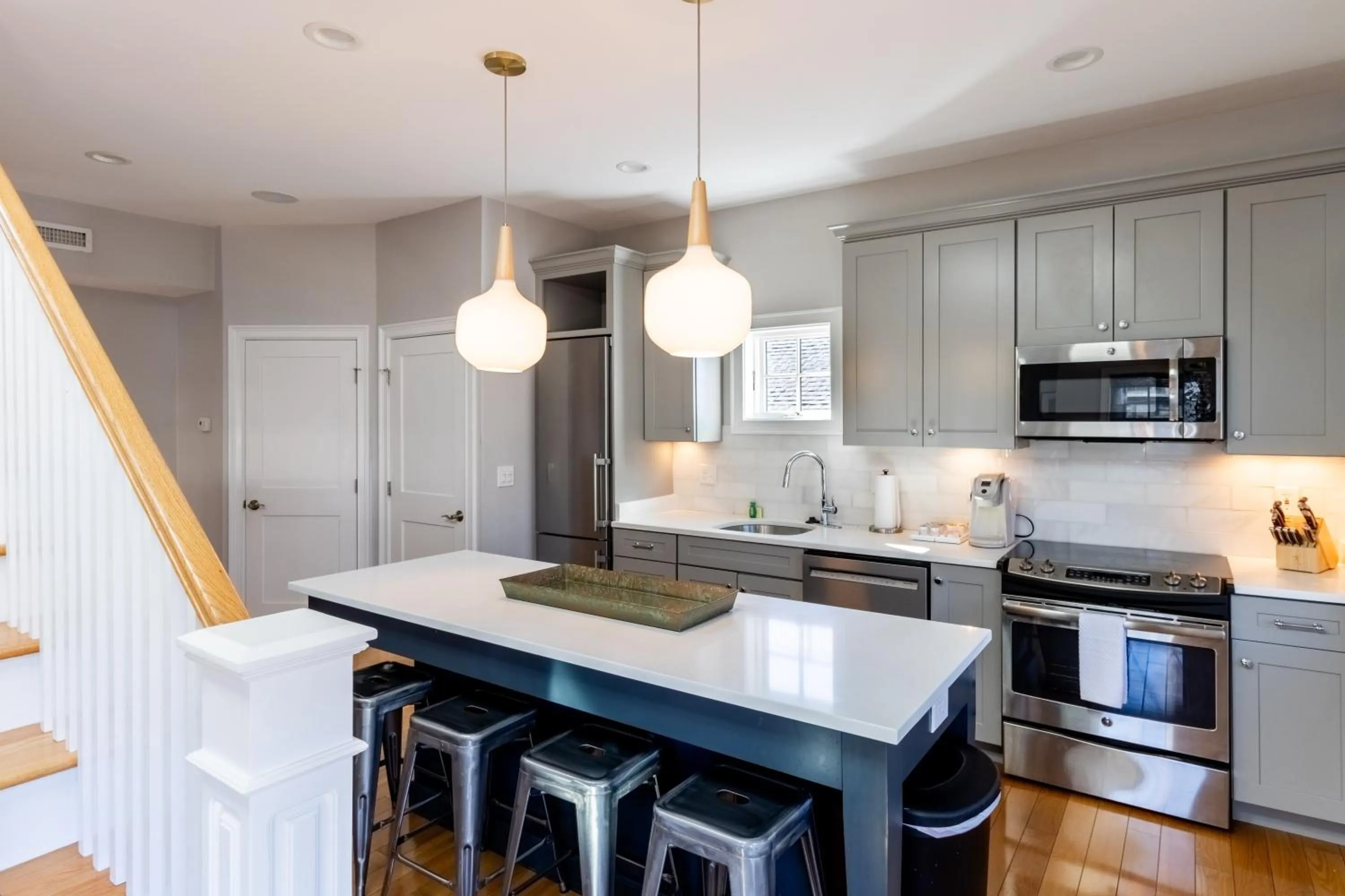 The Newport Lofts - 595 Thames Street