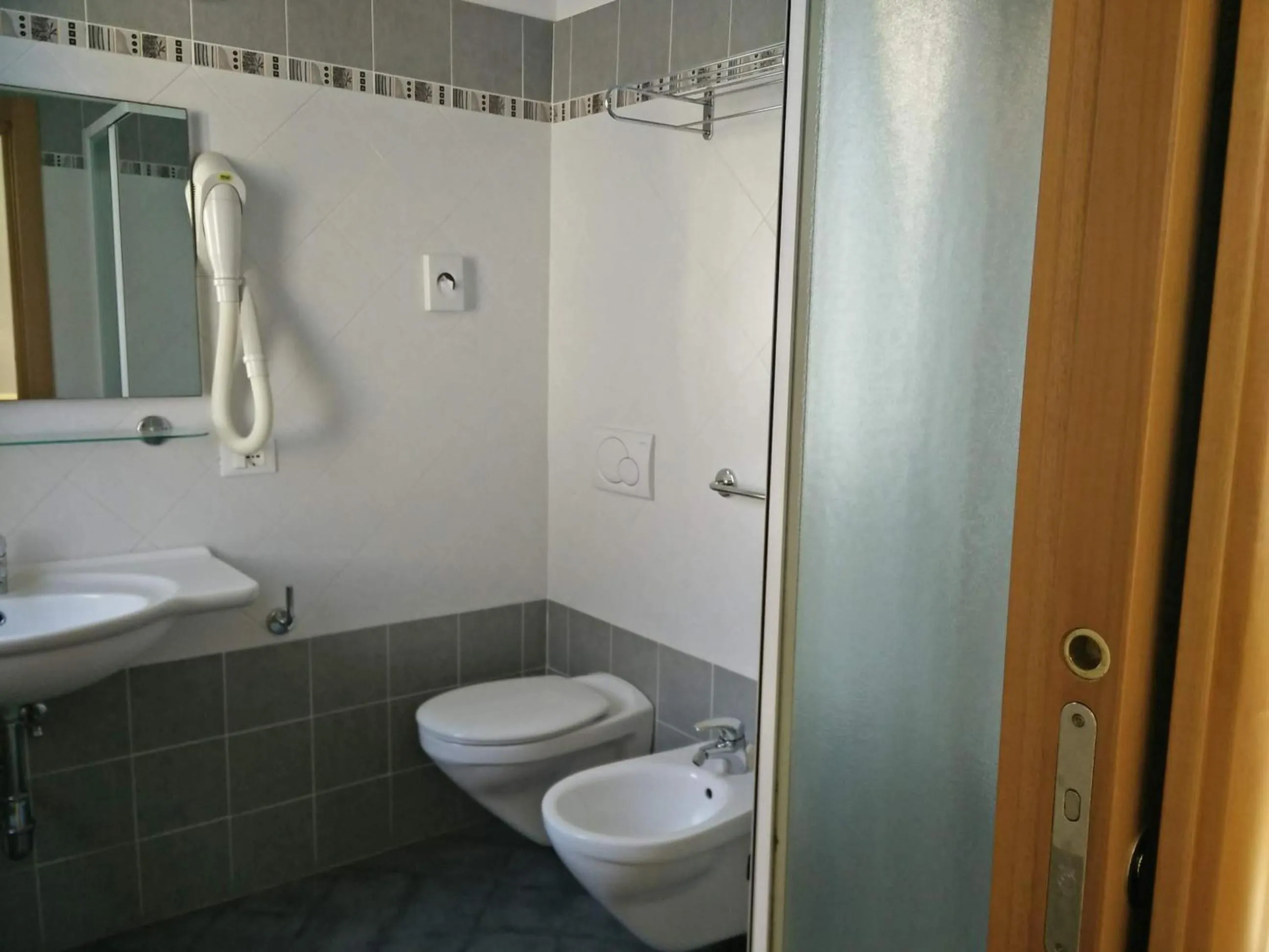 Bathroom in Hotel Garnì Anna