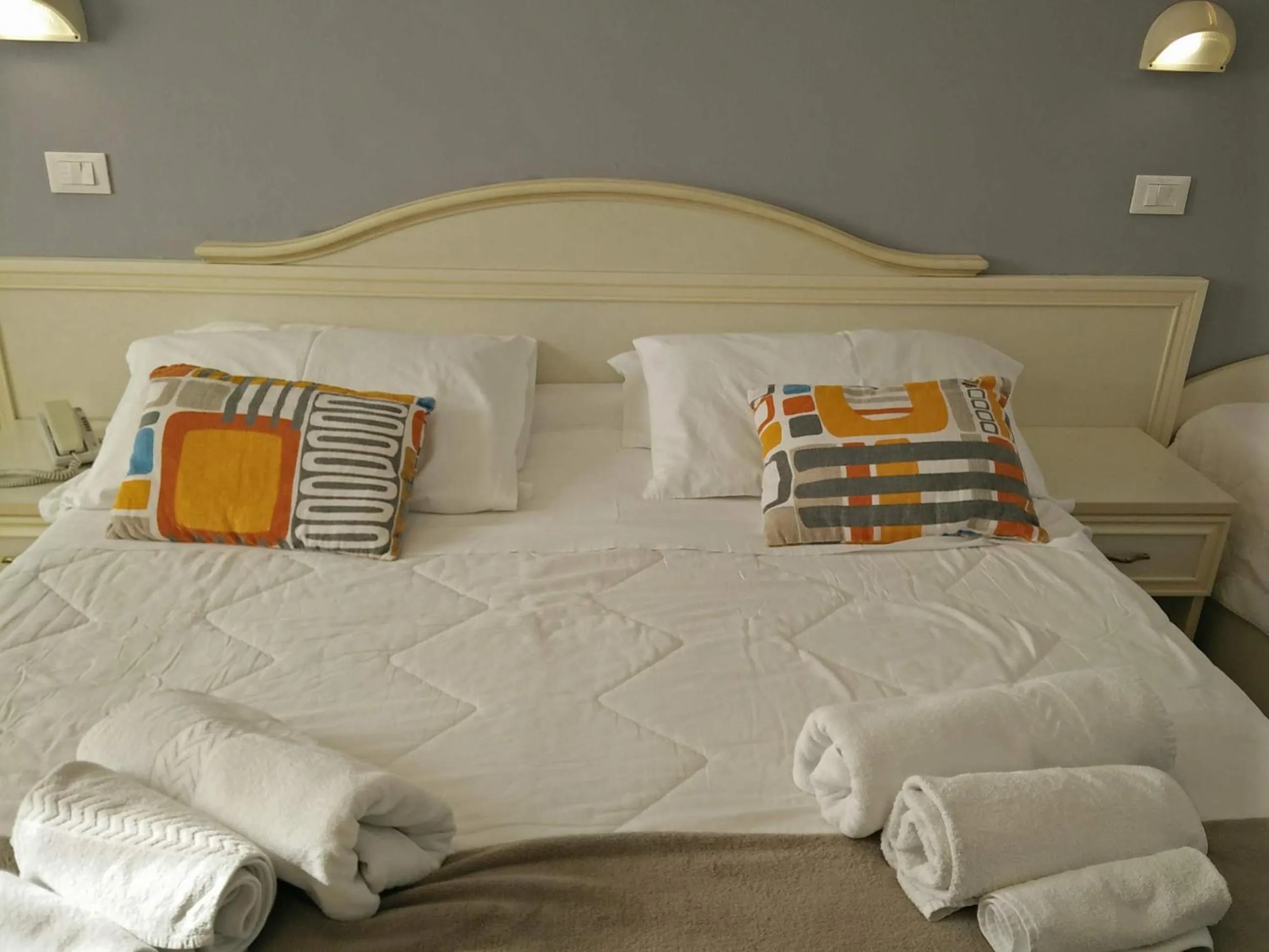 Bed in Hotel Garnì Anna